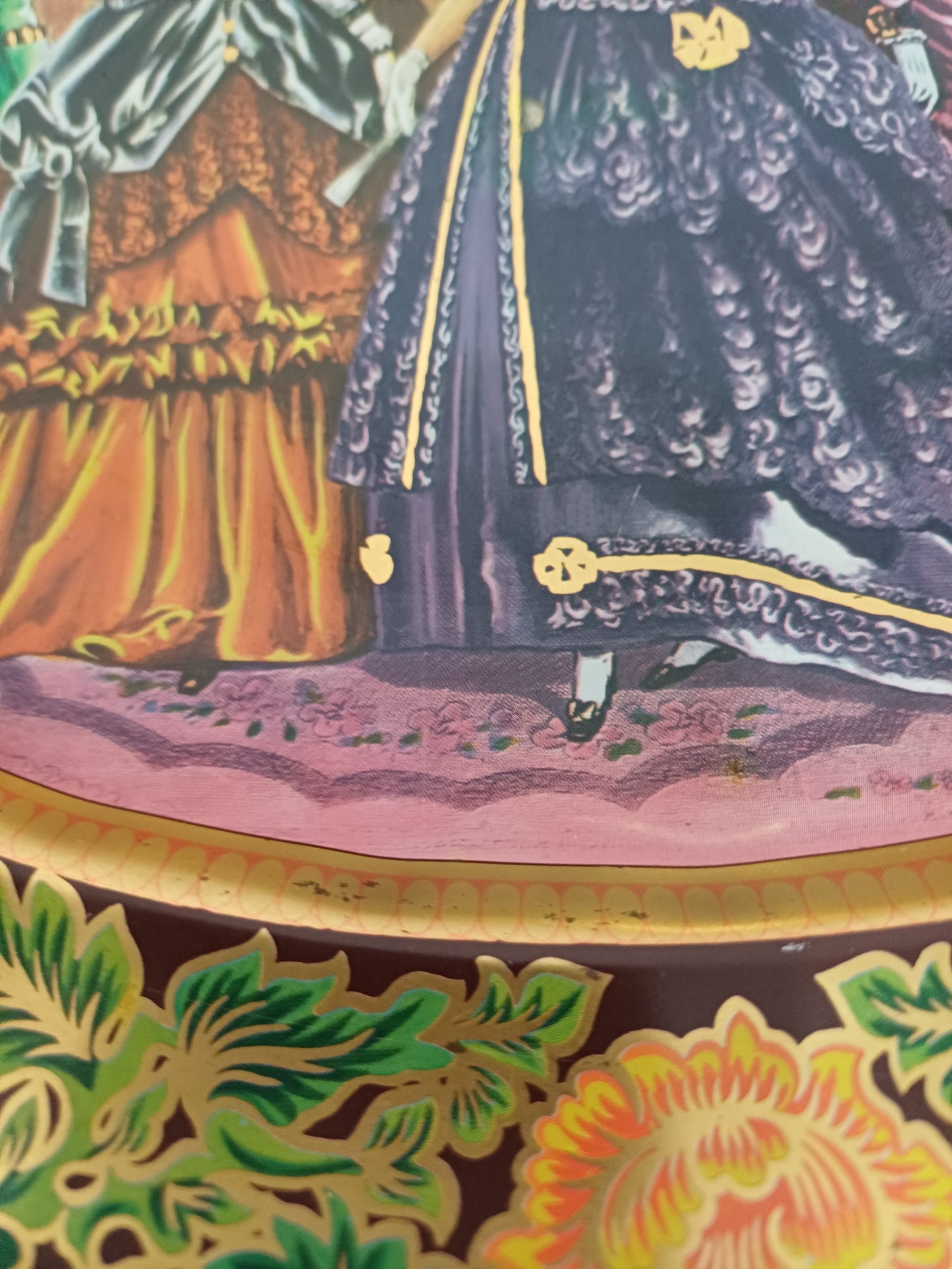 Daher Victorian Ladies Courtship Scene Oval Tin Wall Decor / Serving Tray Pair - Good Condition