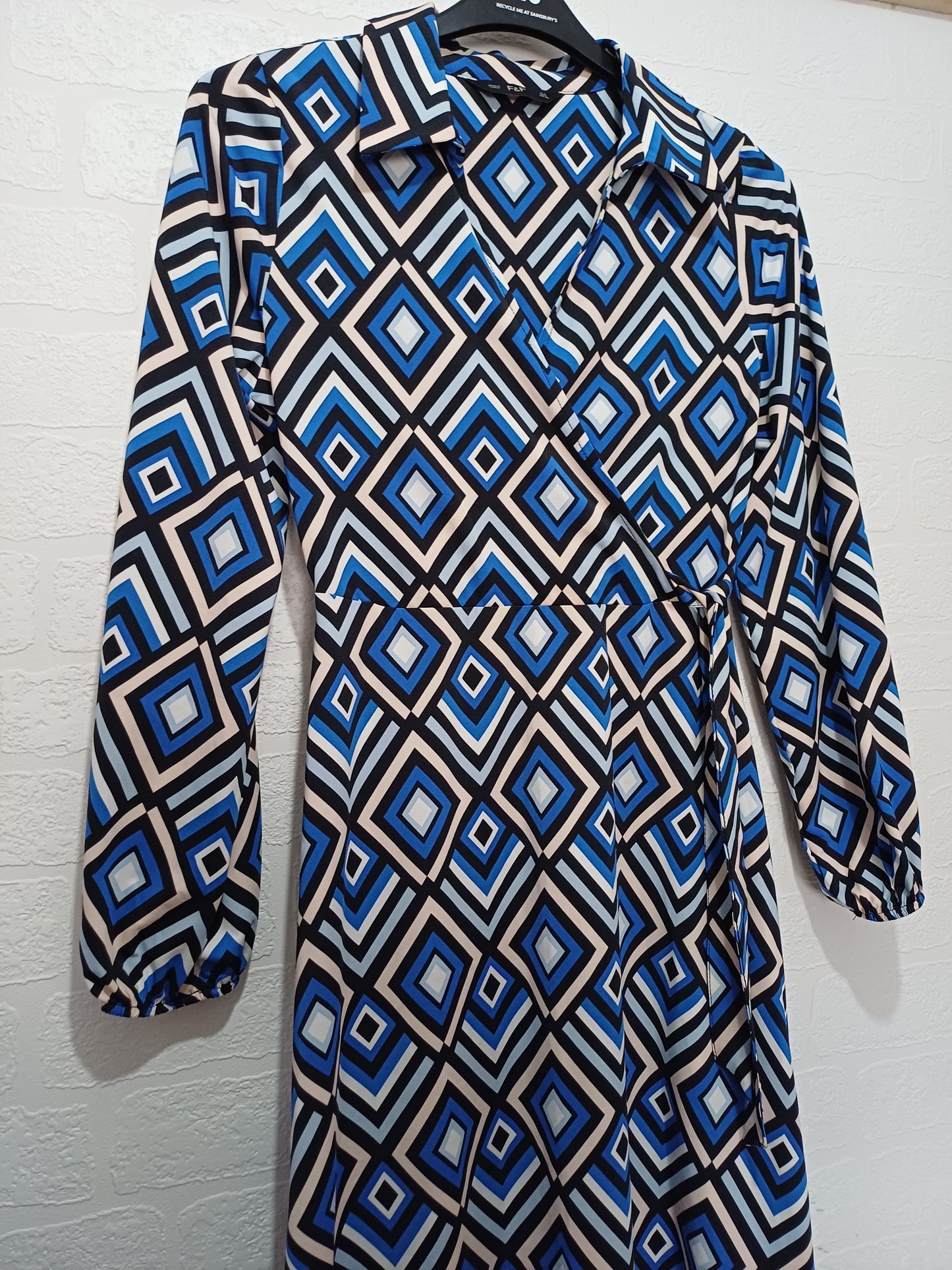 F&F Geometric Print Wrap Dress Size 8 17" PTP - Very Good Condition