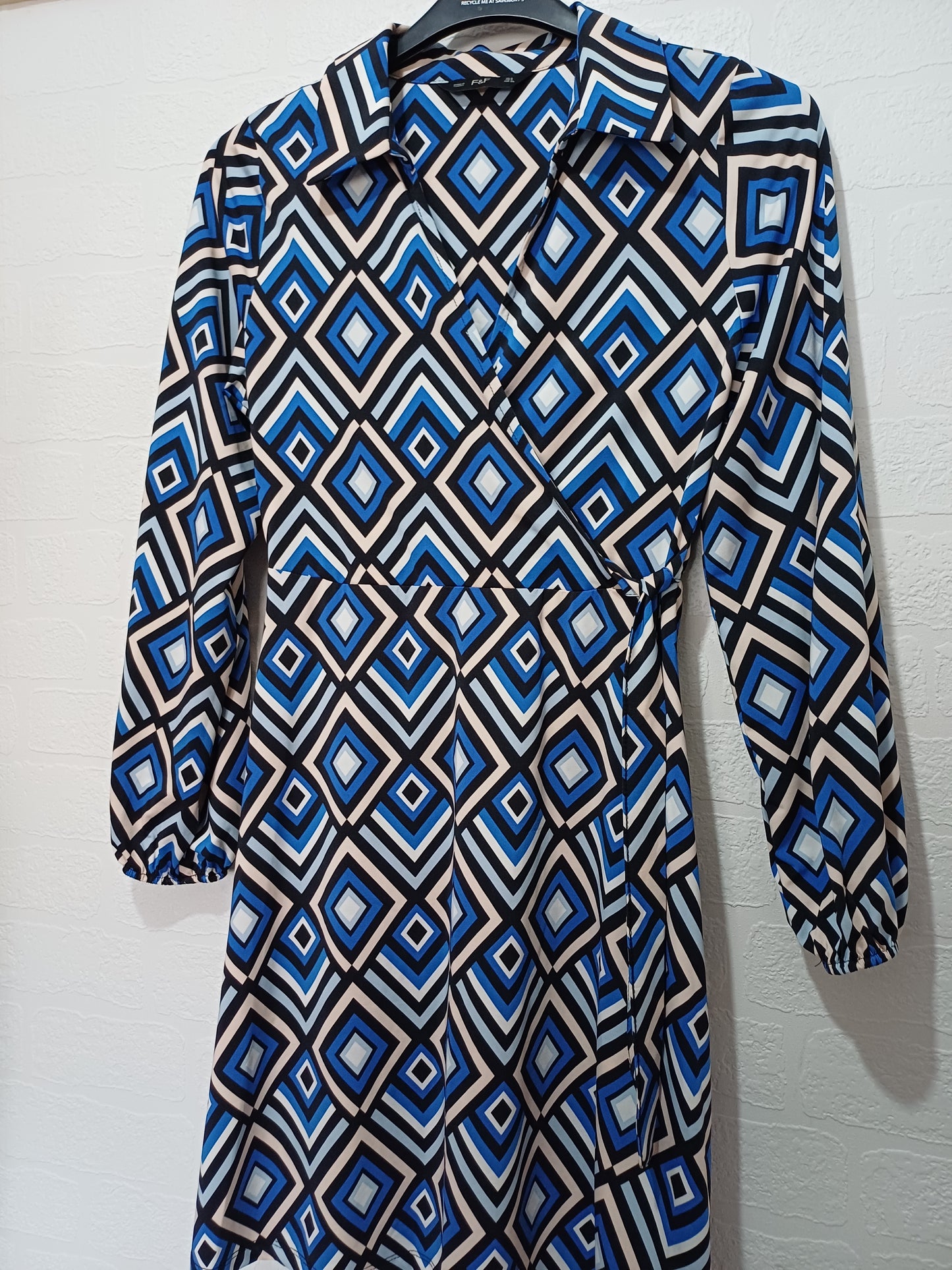 F&F Geometric Print Wrap Dress Size 8 17" PTP - Very Good Condition