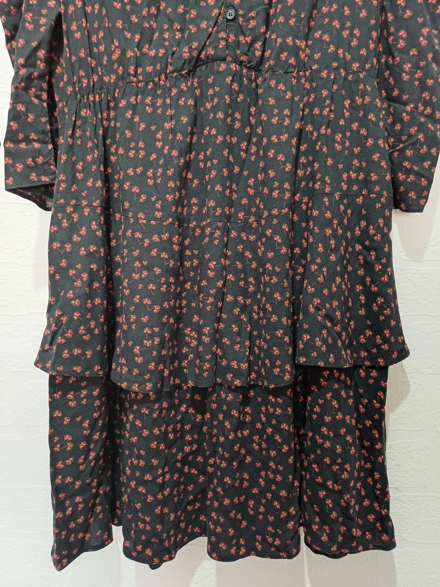 Papaya Black Floral Tiered Midi Dress Size 14 20" PTP - Very Good Condition