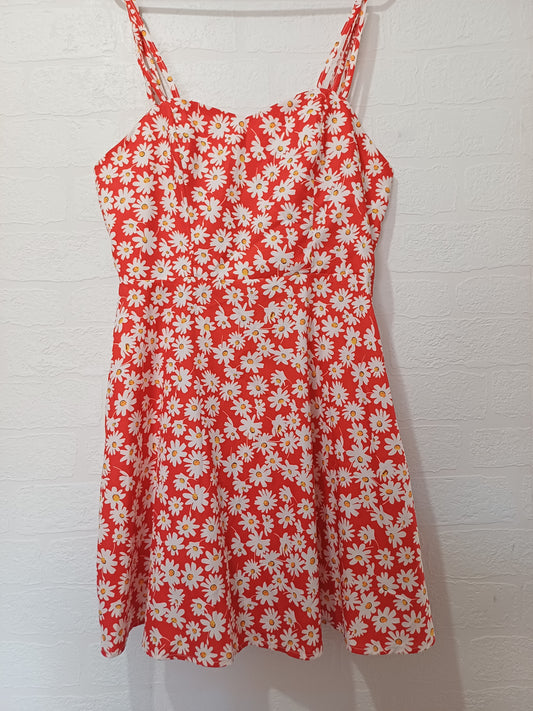Shein Red Daisy Floral Sundress Medium 16" PTP - Very Good Condition