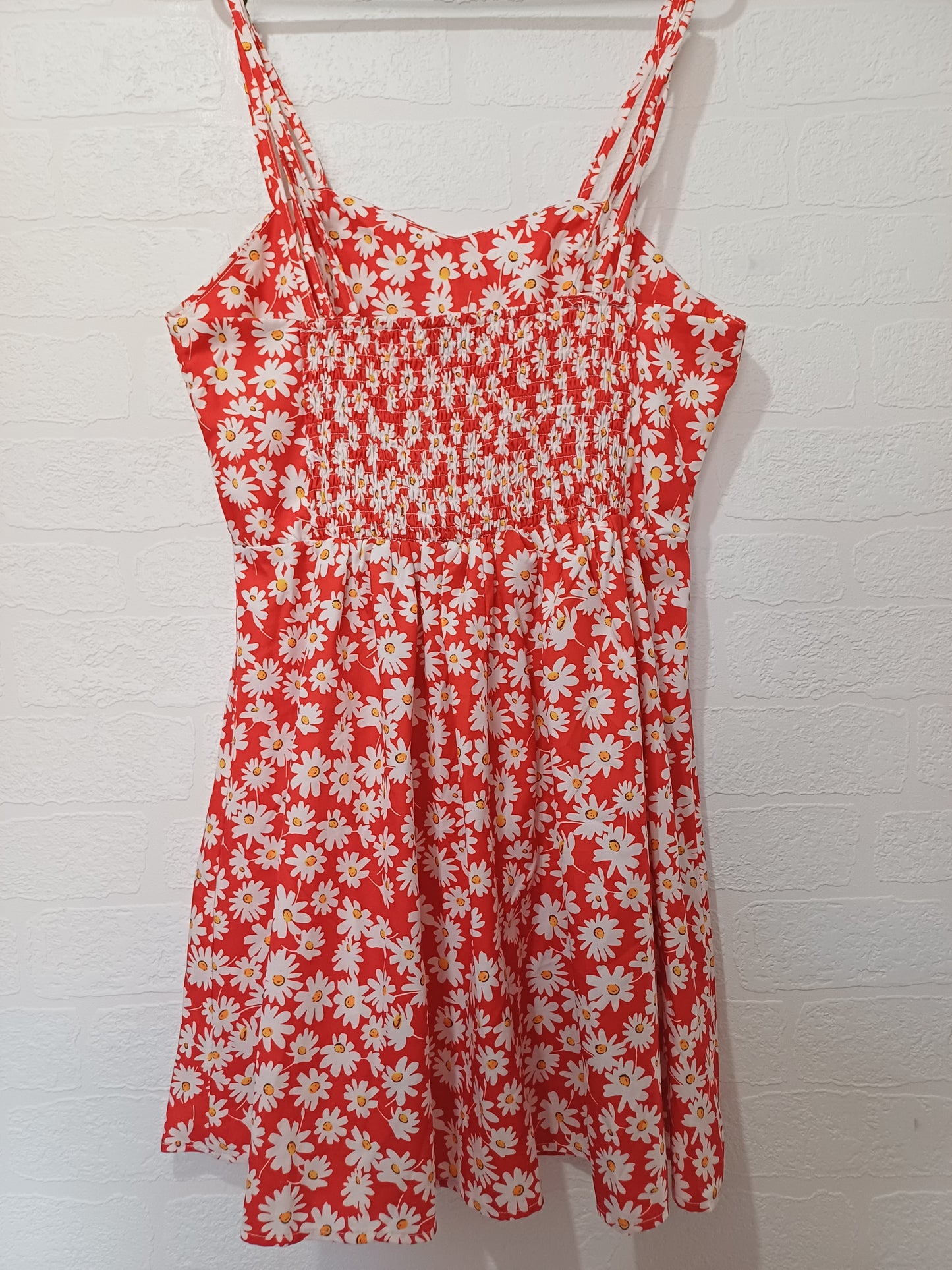 Shein Red Daisy Floral Sundress Medium 16" PTP - Very Good Condition