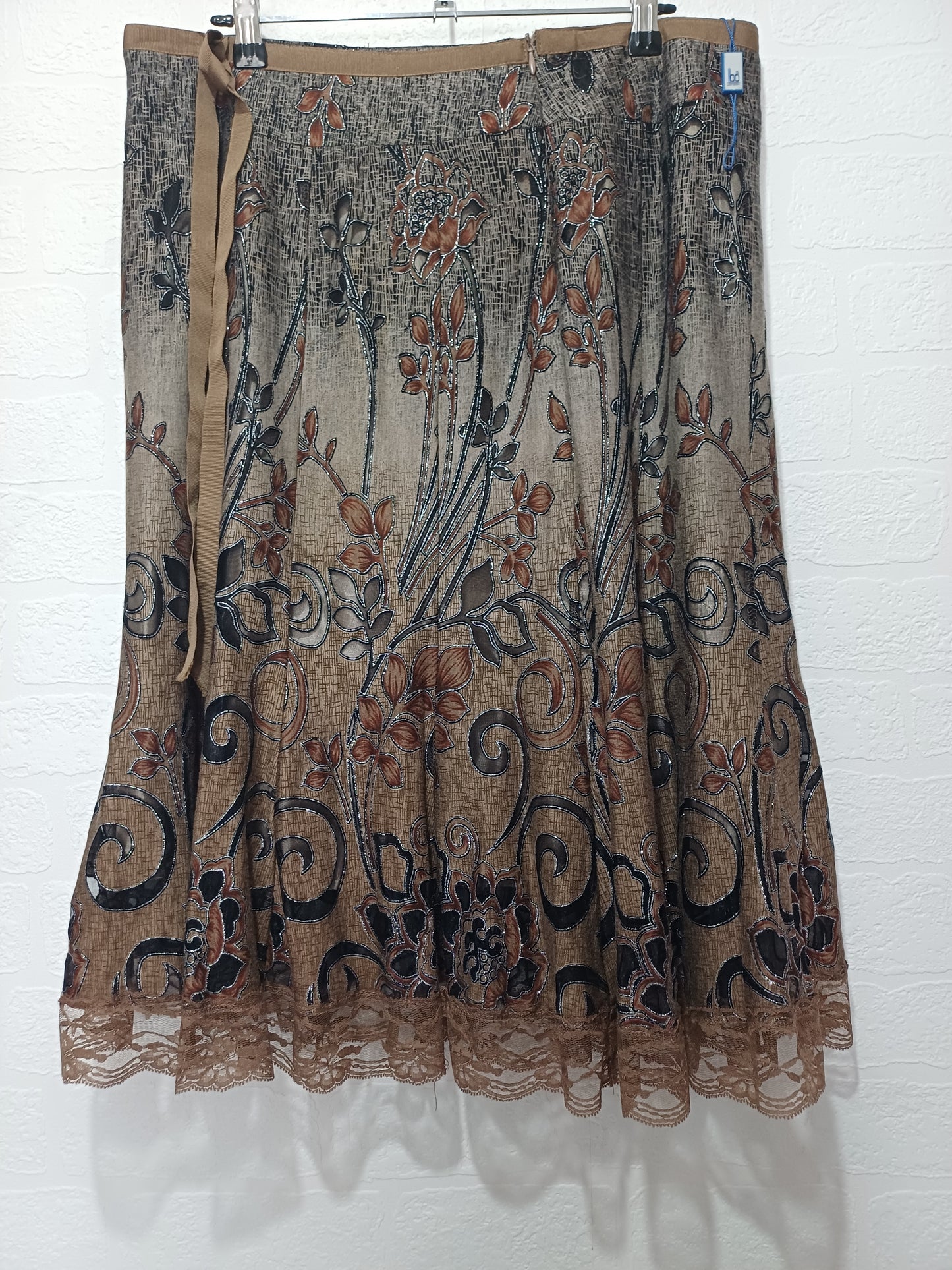 LBO London Brown Floral Midi Skirt Size 16 - Excellent Condition