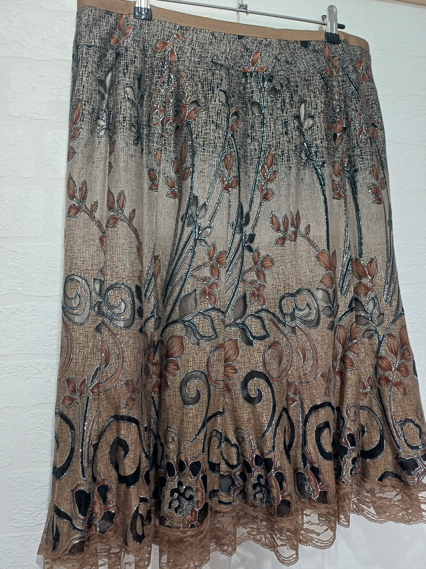 LBO London Brown Floral Midi Skirt Size 16 - Excellent Condition