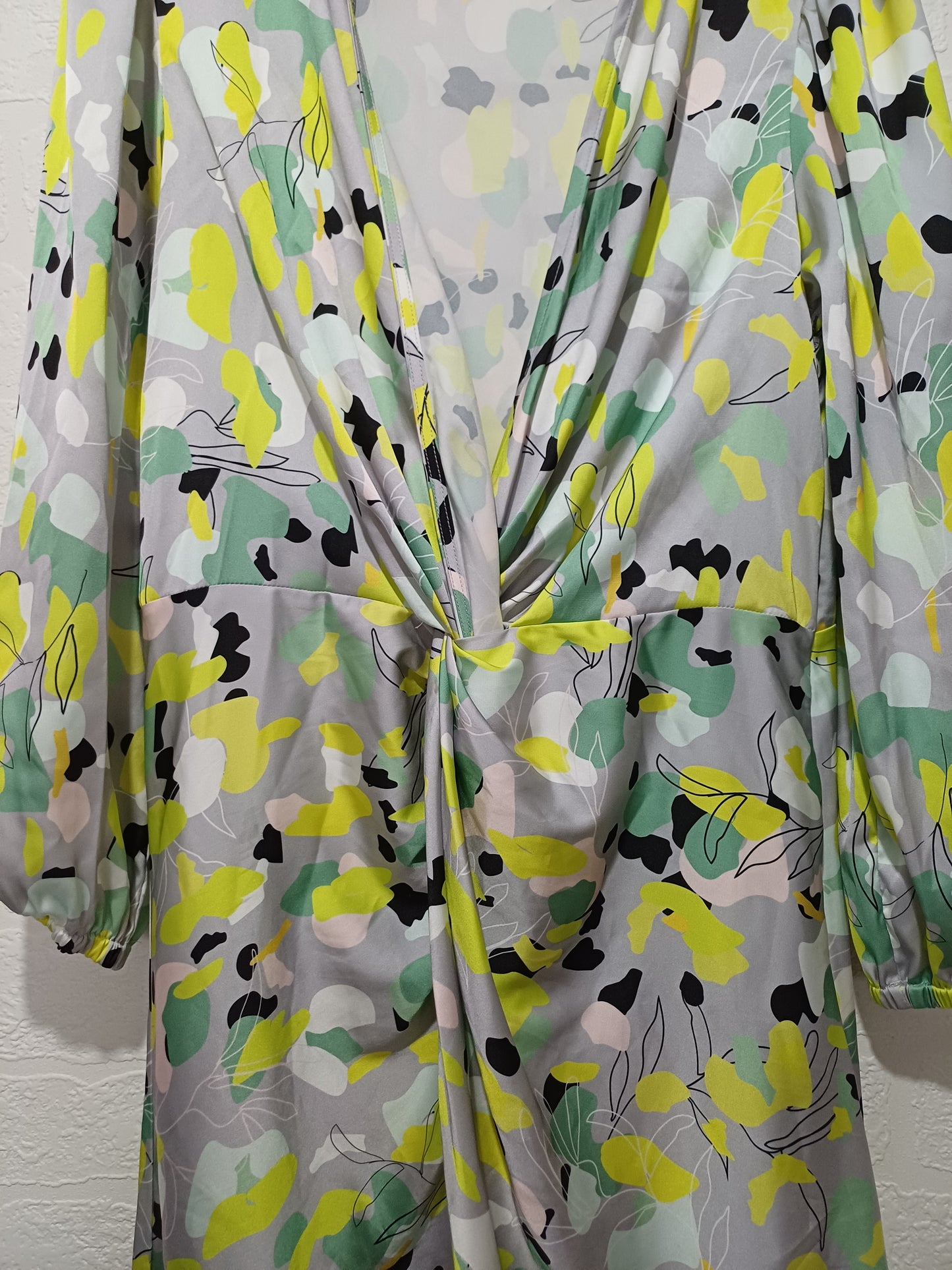 Chi Chi London Grey Green Yellow Abstract Print Twist Front Midi Dress Size 12 17" PTP - Very Good Condition