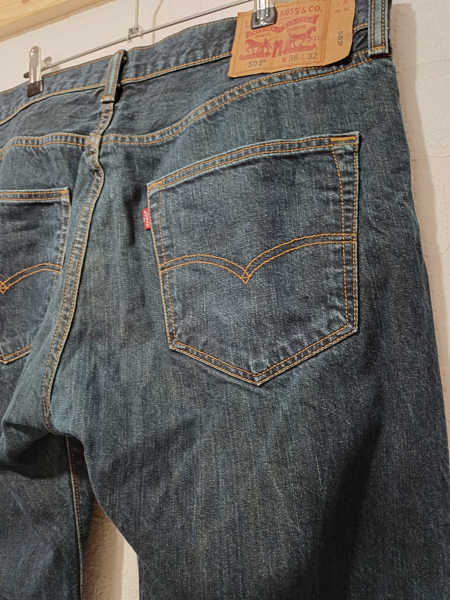 Levi's Navy Blue 501 Straight Leg Denim Jeans W38 L31 - Very Good Condition