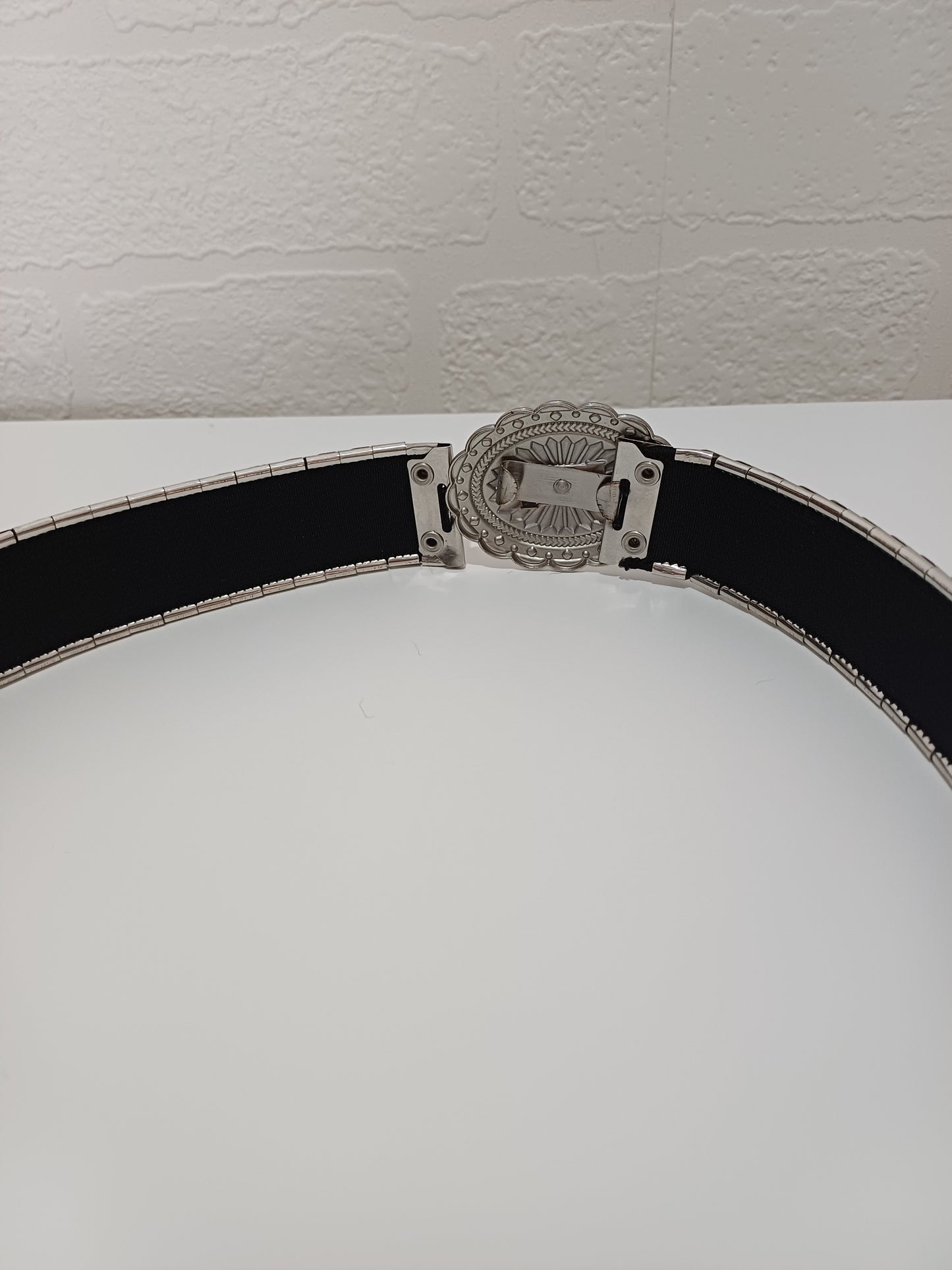 Women's Silver Tone Concho Stretch Belt Western Boho 31" - Good Condition