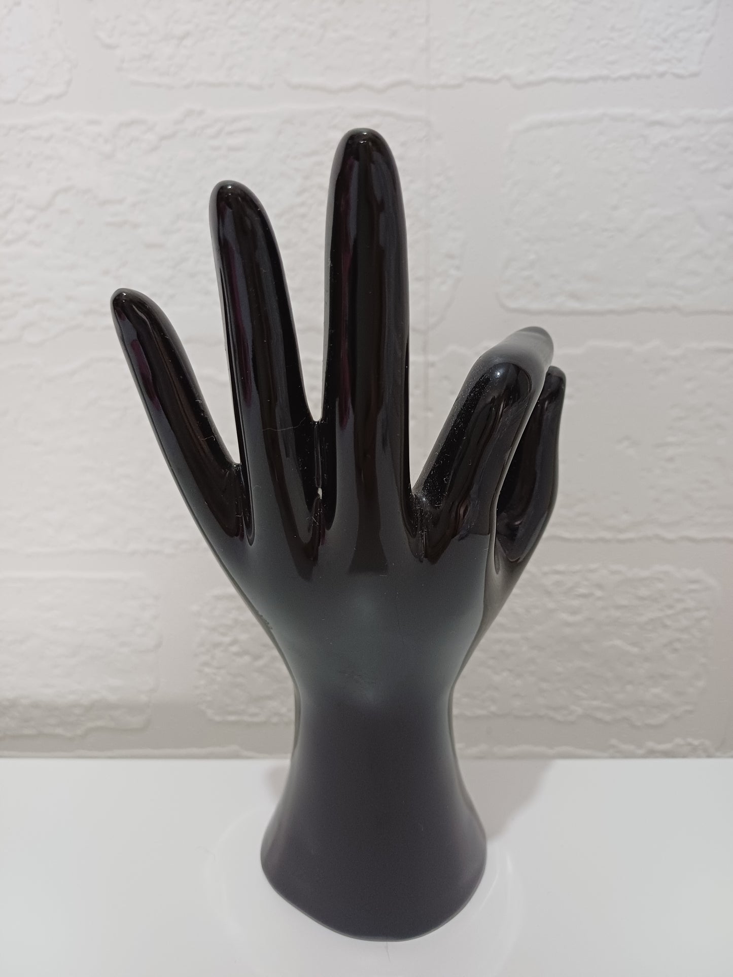Black Porcelain/Ceramic Hand Shaped Jewellery Display Stand 6" - New Condition