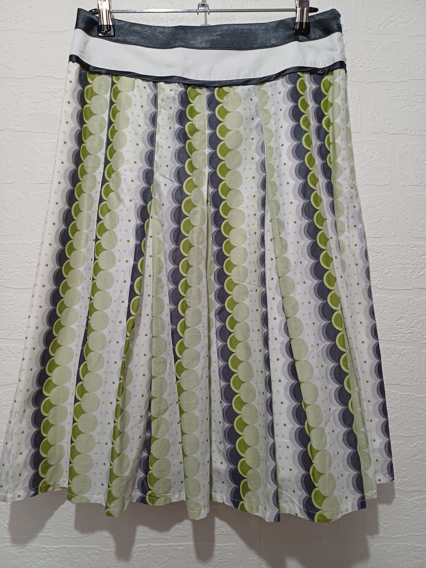 Jasper Conran Green White Geometric Skirt Size 8 30" W - Very Good Condition