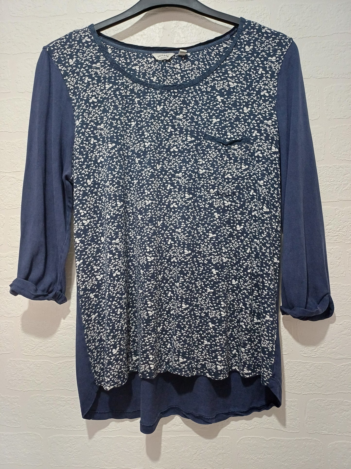 Fat Face Blue Floral Print Top 3/4 Sleeves Size 16 22" PTP - Good Condition