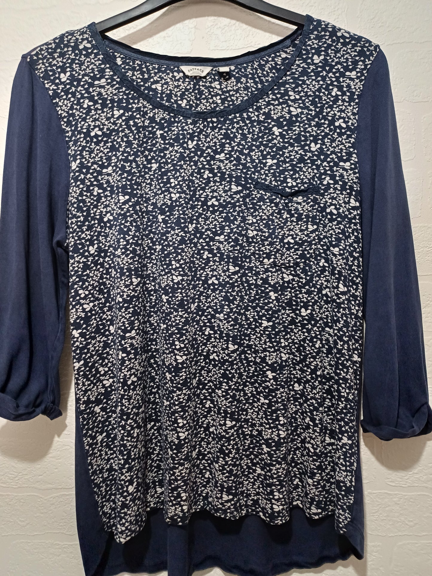 Fat Face Blue Floral Print Top 3/4 Sleeves Size 16 22" PTP - Good Condition