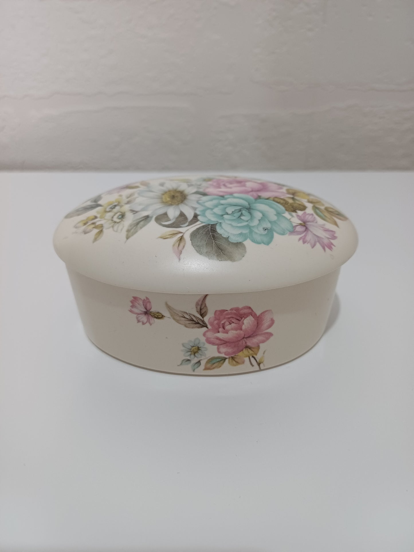 Purbeck Gifts Poole Dorset Vintage Style Floral Resin Trinket Box 9.5cm x 7cm - Very Good Condition