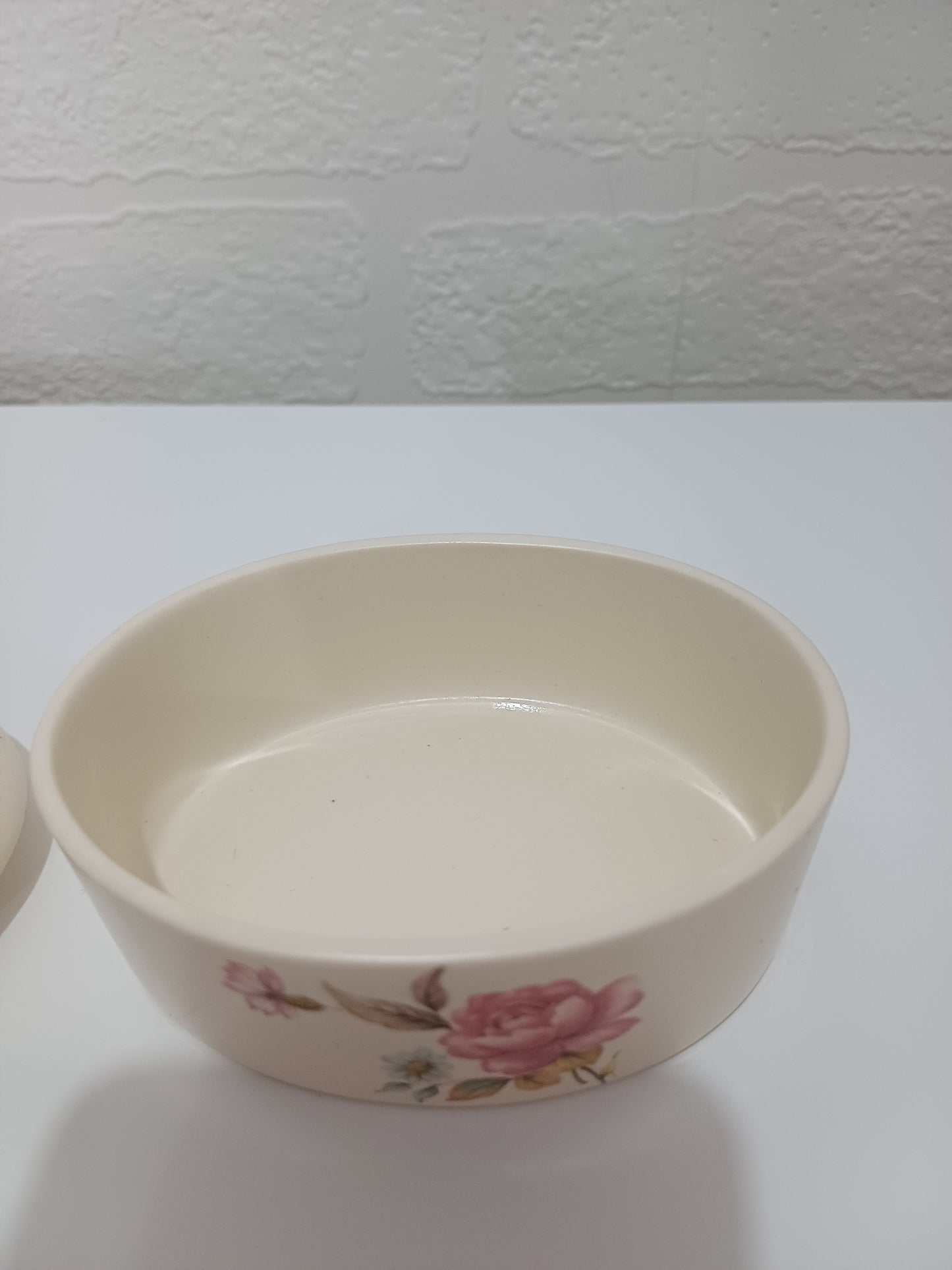 Purbeck Gifts Poole Dorset Vintage Style Floral Resin Trinket Box 9.5cm x 7cm - Very Good Condition