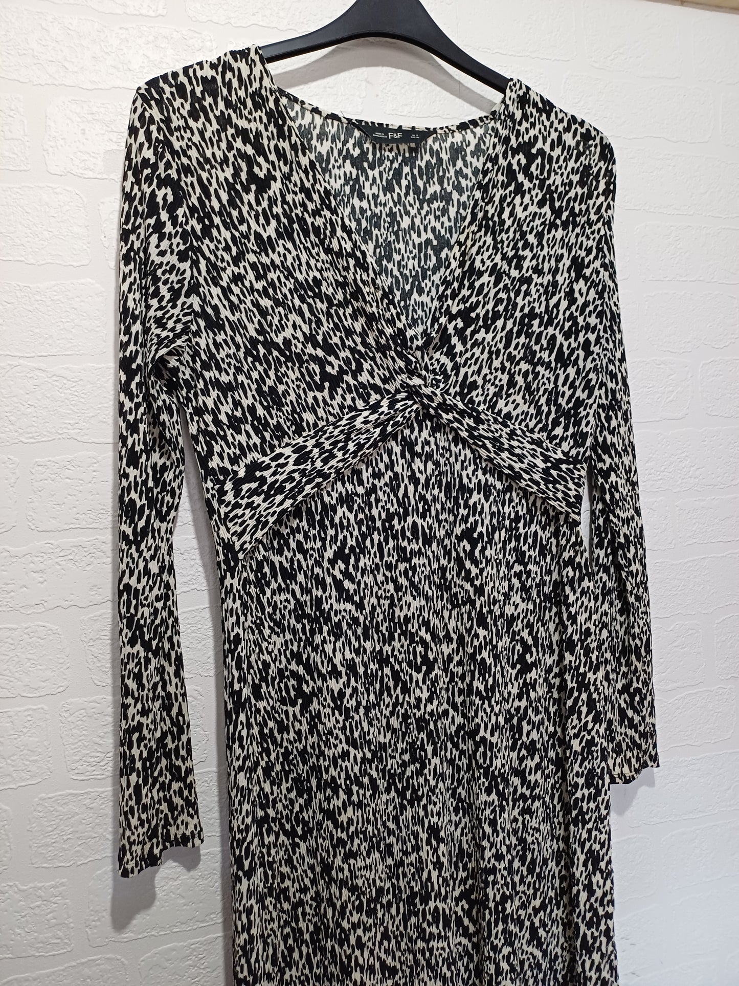 F&F Black and White Leopard Print Dress Size 12 Approx. 19" PTP - Very Good Condition