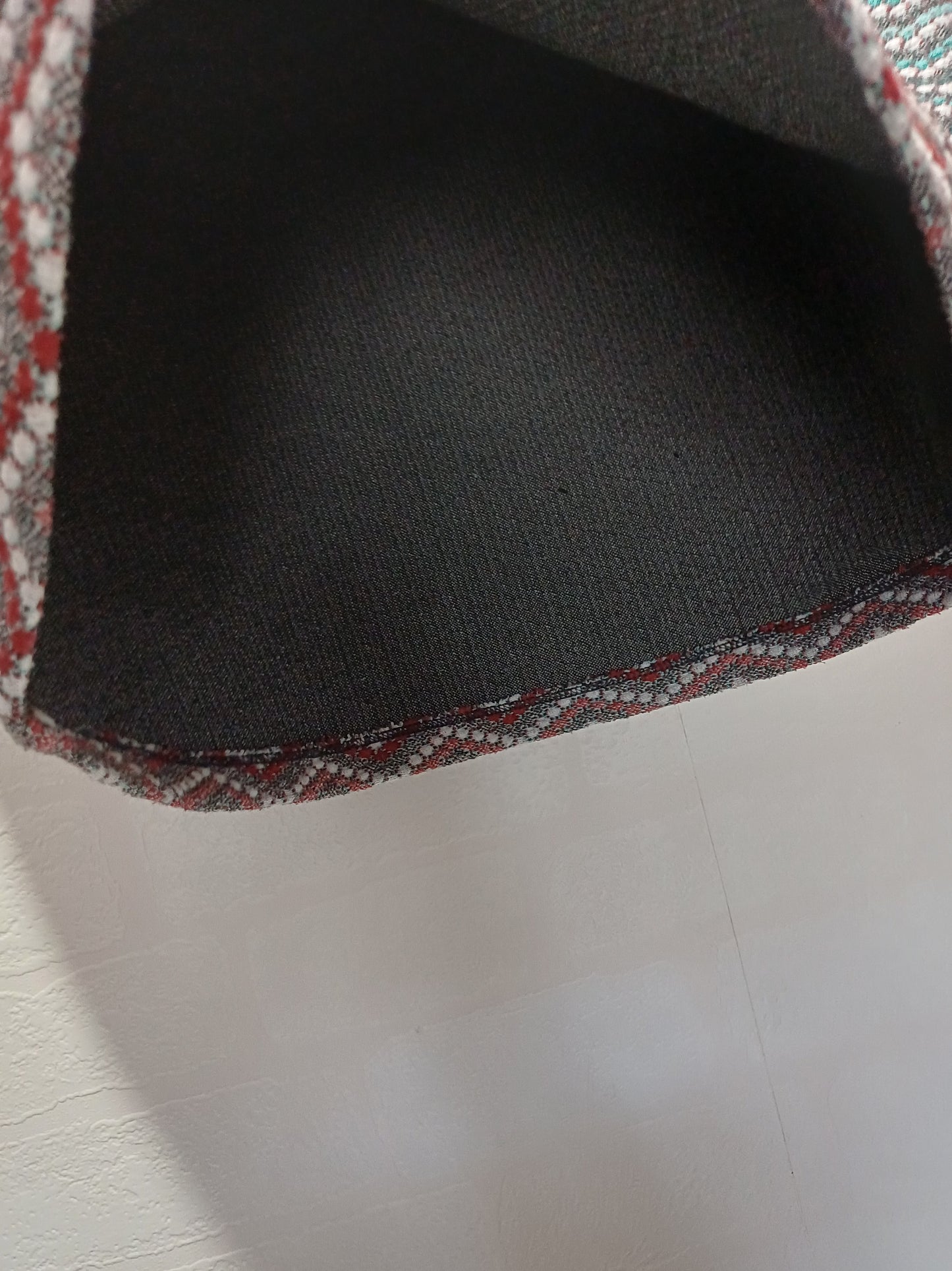 TU Black Zig Zag Patterned Pencil Skirt Size 14 Approx. 34" Waist - Very Good Condition