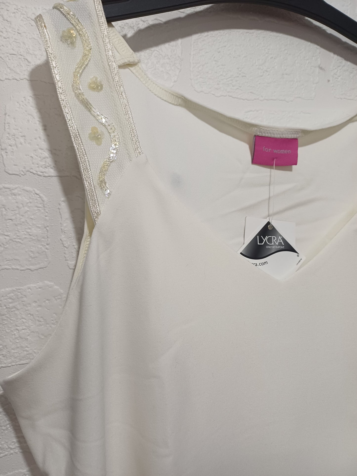 Women's Vest For Women Cream Embroidered Straps Size 18 Approx. 20" PTP - BNWT