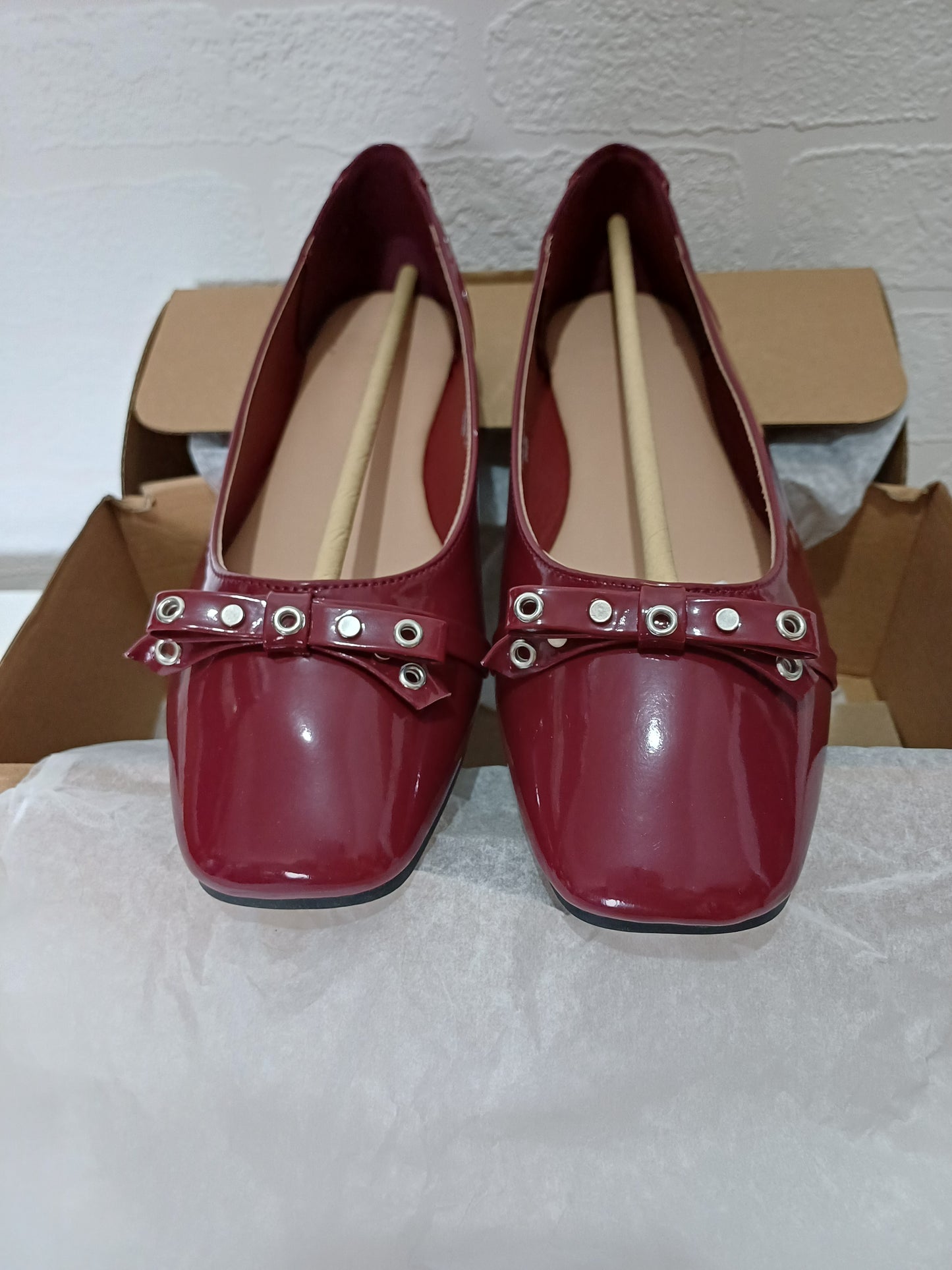 Women's Flats Simply Be Burgundy Bow & Stud Detail Wide Fit UK 6 - New In Box