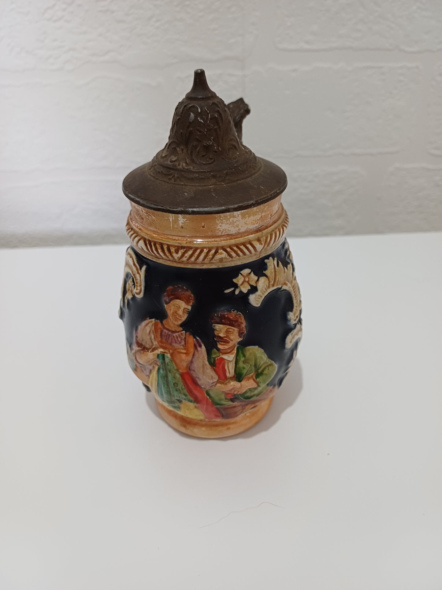 German Beer Stein with Hinged Lid Marked Germany Approx. 10cm H (14cm with Lid) - Vintage Condition