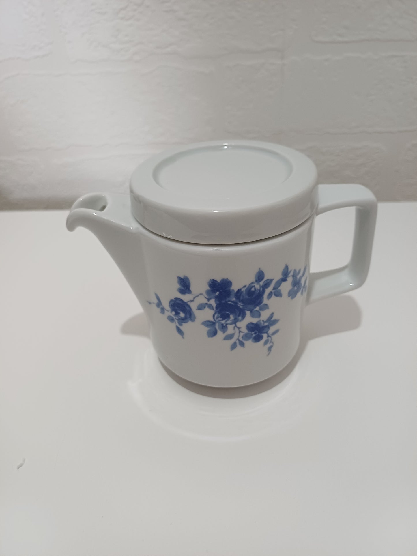 Lidded Milk Jug Jlmenau Rose Republic GDR East German Porcelain Blue Floral Pattern Dishwasher Safe - Very Good Vintage Condition