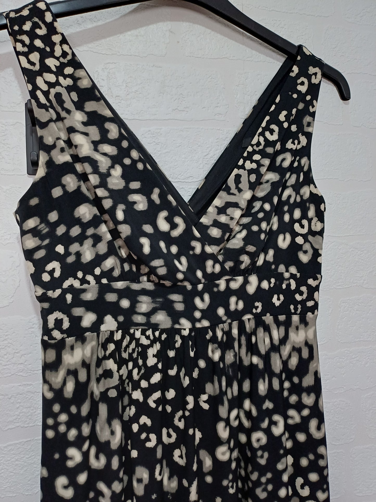 Women's Maxi Dress M&S Black Animal Print Sleeveless Flowing Skirt Approx. UK 8 Approx. 42" Length - Very Good Condition