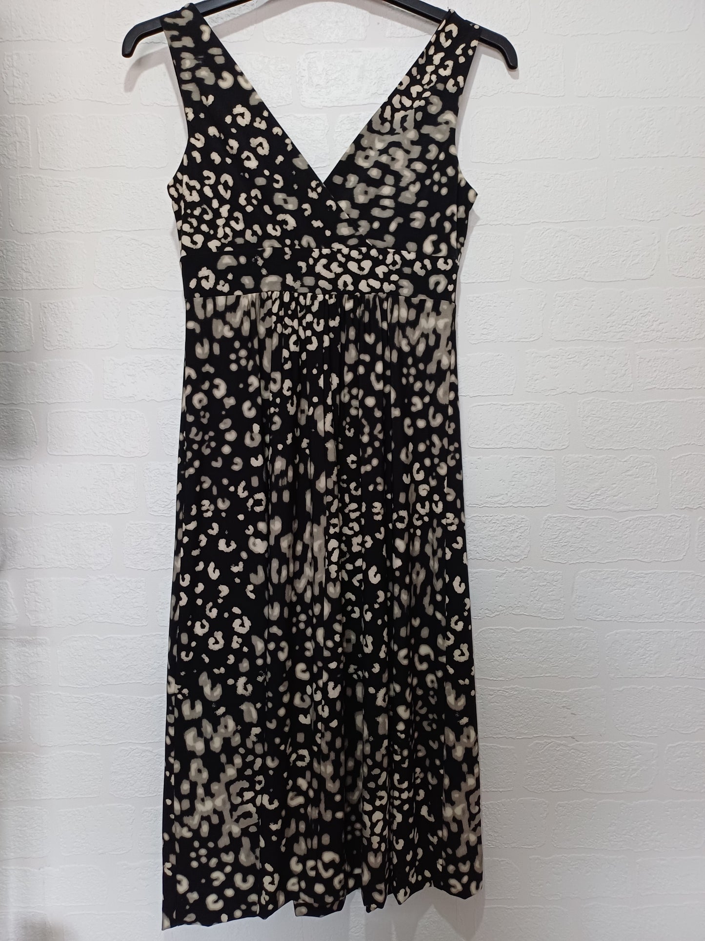 Women's Maxi Dress M&S Black Animal Print Sleeveless Flowing Skirt Approx. UK 8 Approx. 42" Length - Very Good Condition