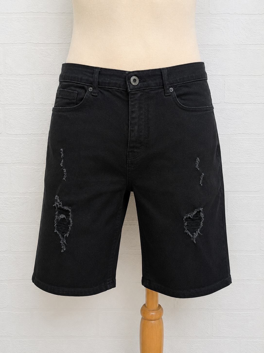 Men's Shorts Denim & Co Black Distressed Denim W35 Approx. 21" Long - Very Good Condition