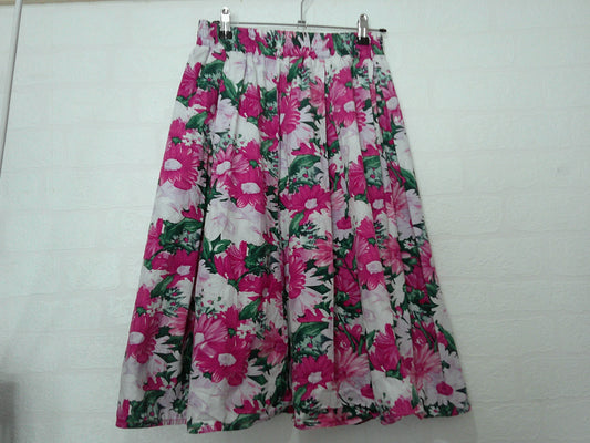 Pink Green White Floral Pleated Skirt W26 28" L - Very Good Condition