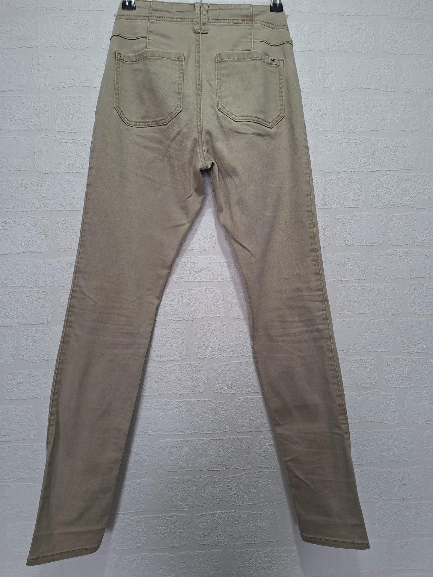 Hollister Beige Skinny Jeans W26 30W 29L - Very Good Condition