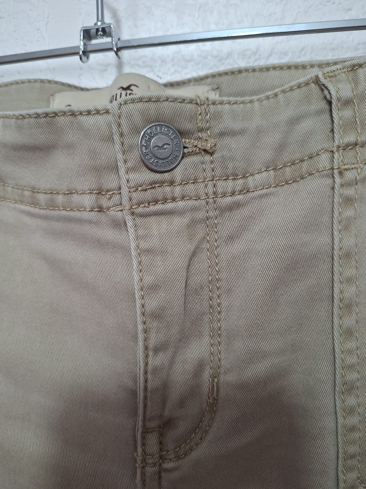 Hollister Beige Skinny Jeans W26 30W 29L - Very Good Condition