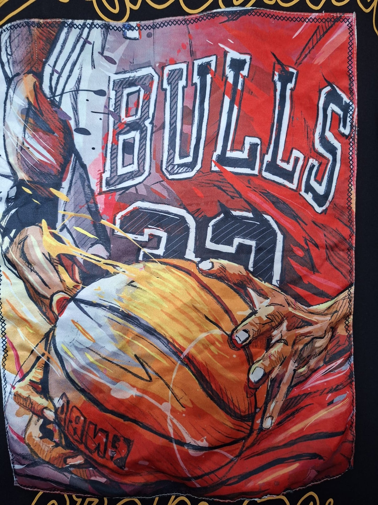 Frenzy Bulls Basketball Graphic T-Shirt Medium 20" PTP - Very Good Condition