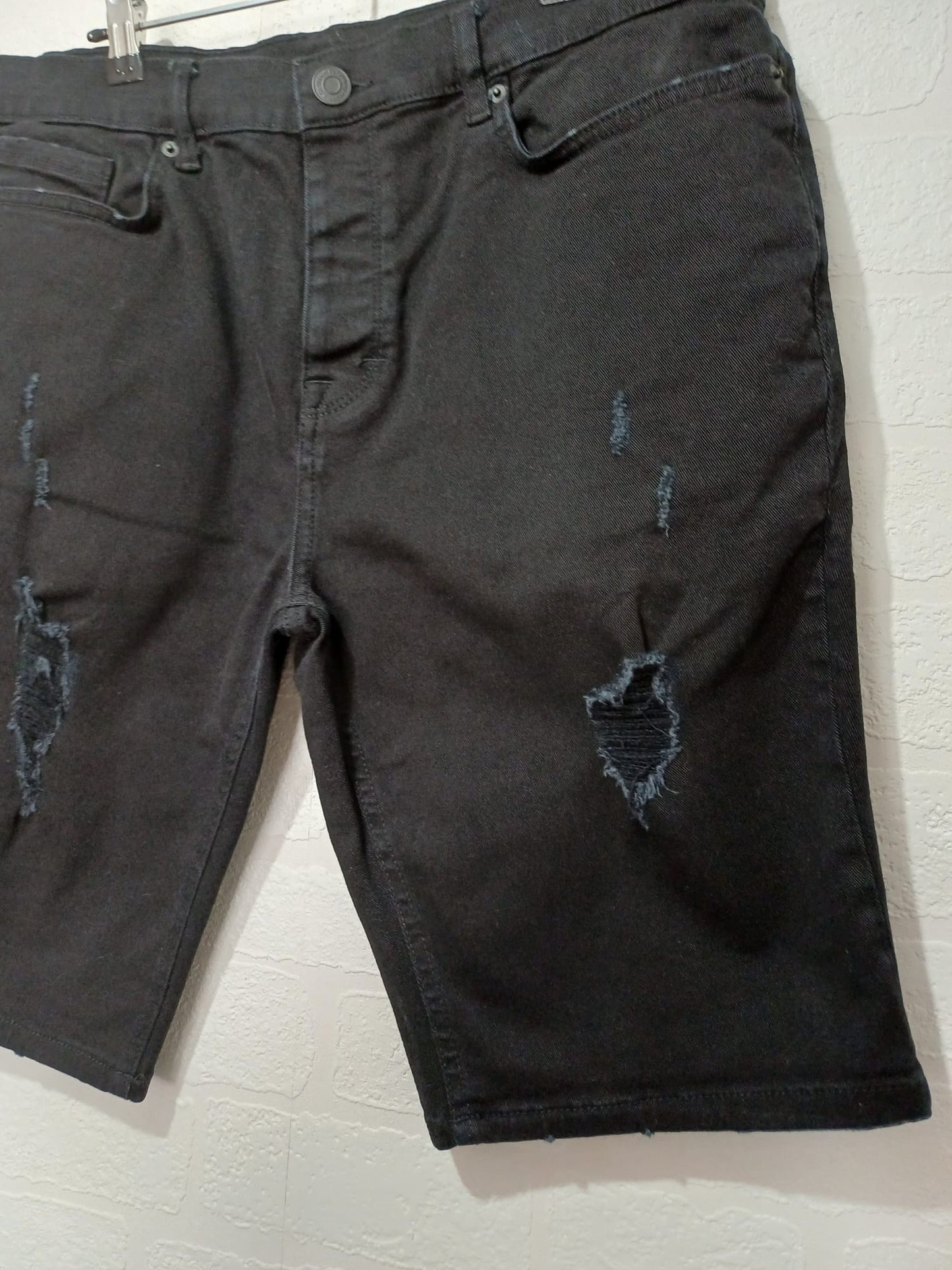 Men's Shorts Denim & Co Black Distressed Denim W35 Approx. 21" Long - Very Good Condition