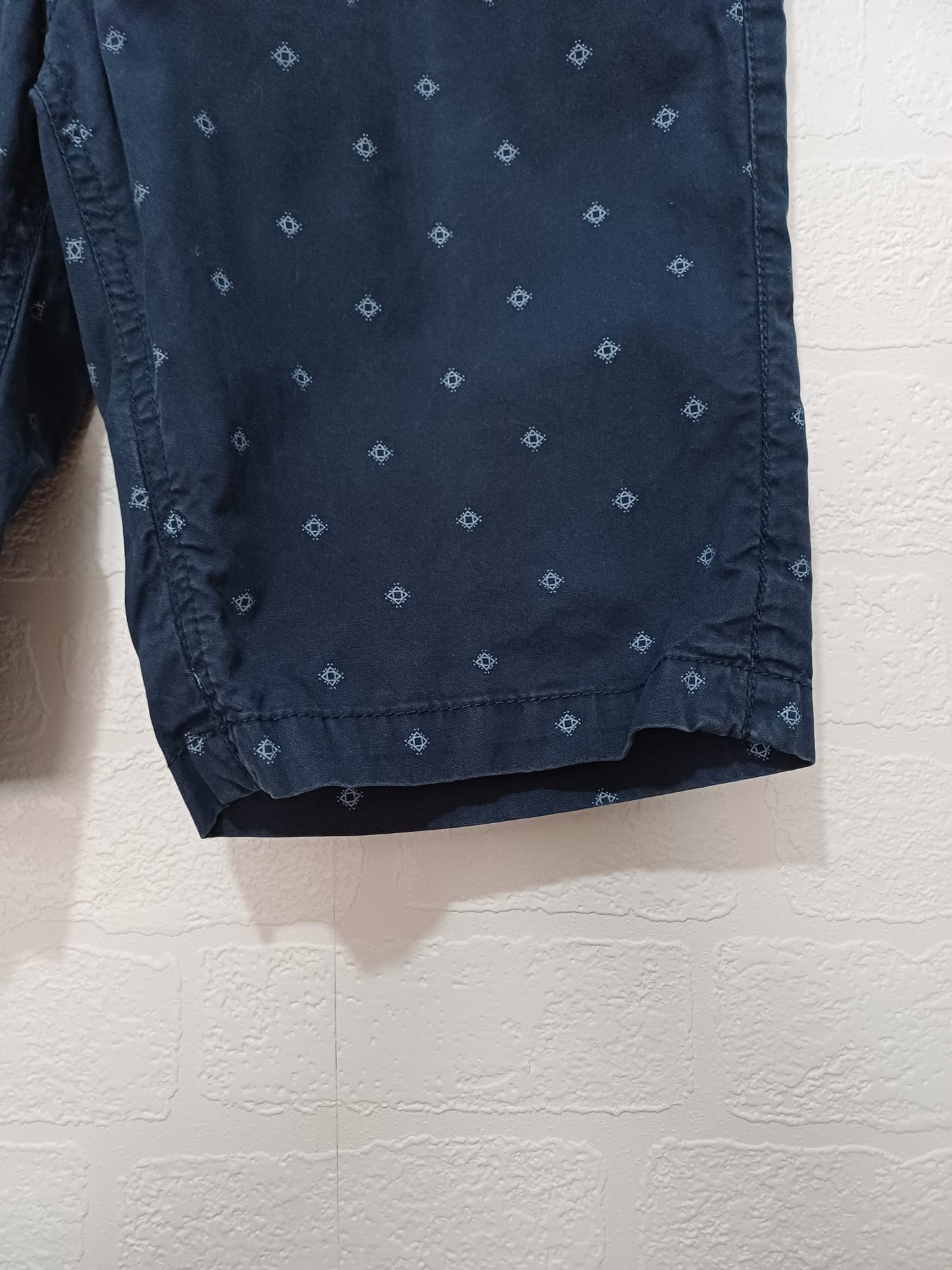 Men's Chino Shorts Brookhaven Apparel & Co Navy Blue Geometric Print W31 - Very Good Condition