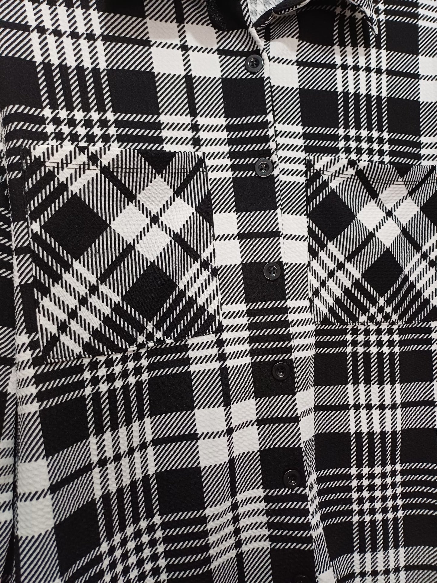Women's Shirt Jacket SHEIN Black & White Check Over Shirt Shacket Button Front Size XL Approx. 23" PTP - Very Good Condition