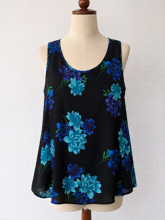 Women's Top Peacocks Black Turquoise Purple Floral Print Sleeveless Scoop Neck Size 18 Approx. 20" PTP - Very Good Condition