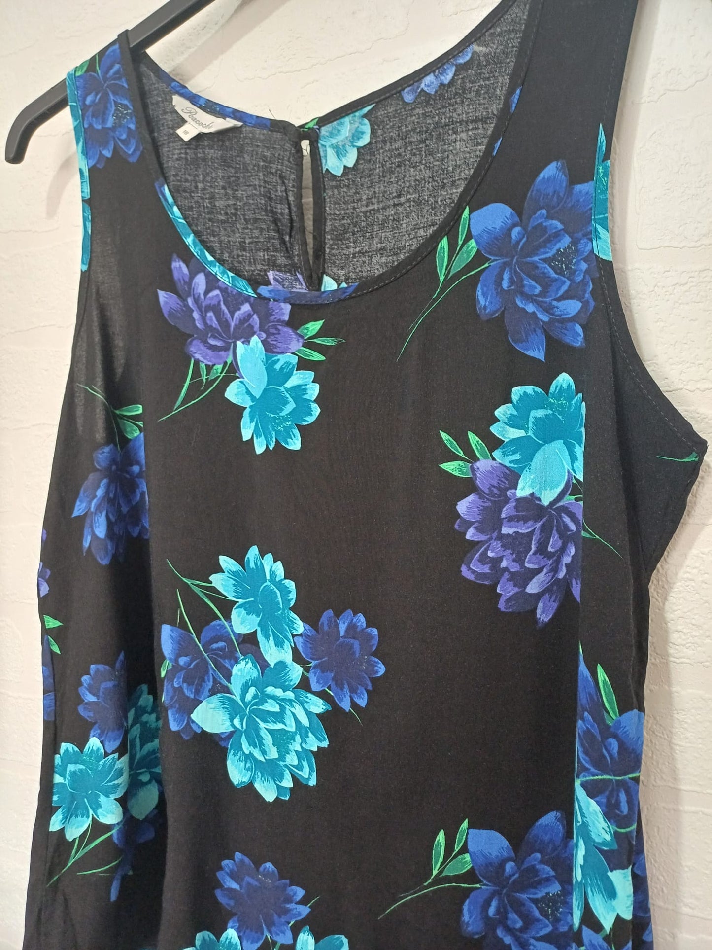 Women's Top Peacocks Black Turquoise Purple Floral Print Sleeveless Scoop Neck Size 18 Approx. 20" PTP - Very Good Condition