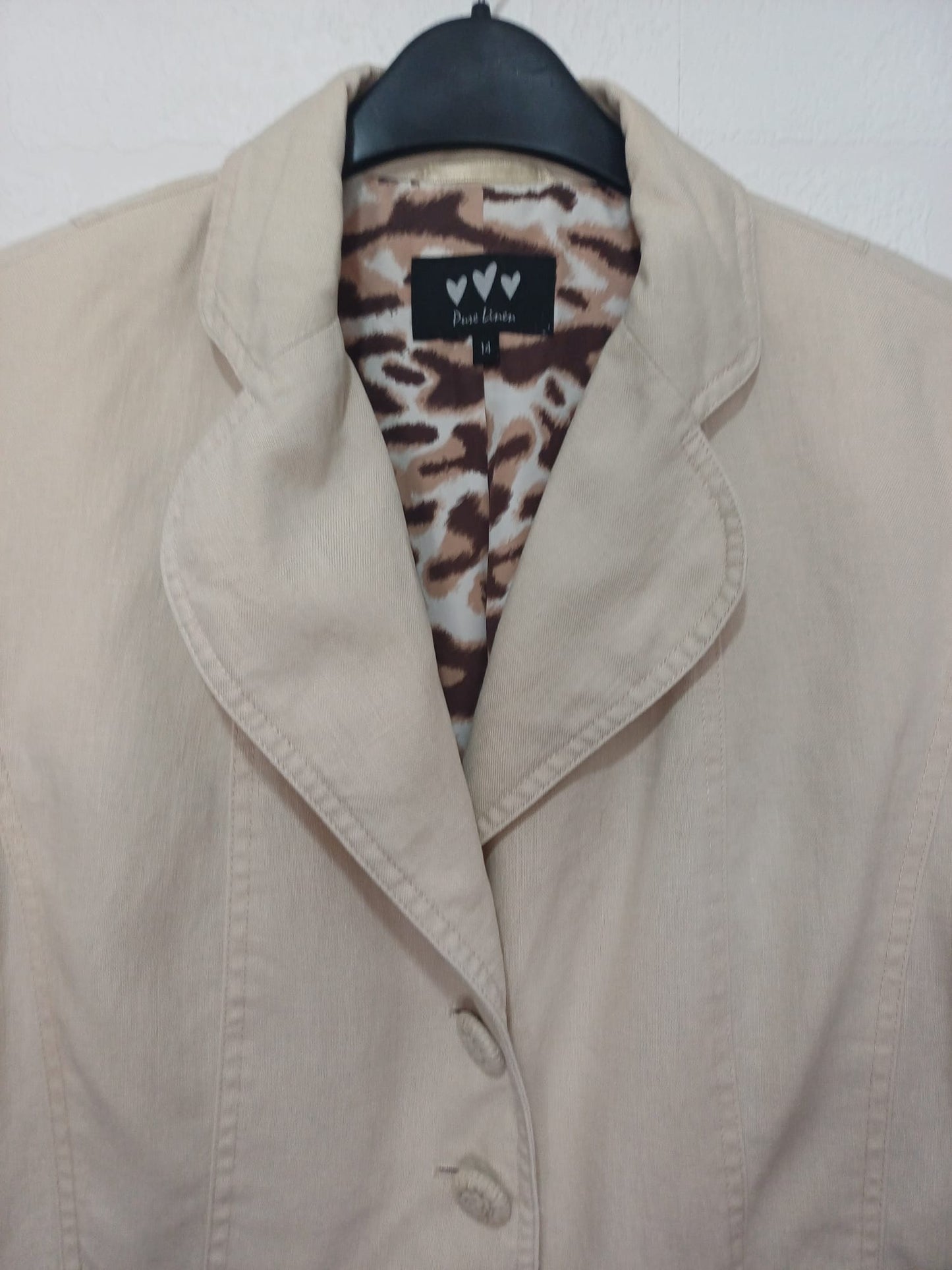Women's Blazer Pure Linen Beige Collared Four Button Front Animal Print Lining Size 14 Approx. 20" PTP - Very Good Condition