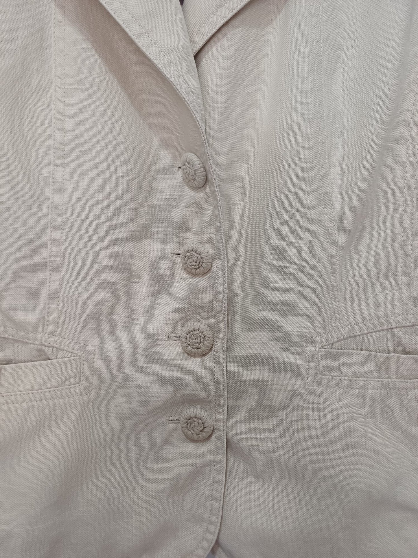 Women's Blazer Pure Linen Beige Collared Four Button Front Animal Print Lining Size 14 Approx. 20" PTP - Very Good Condition