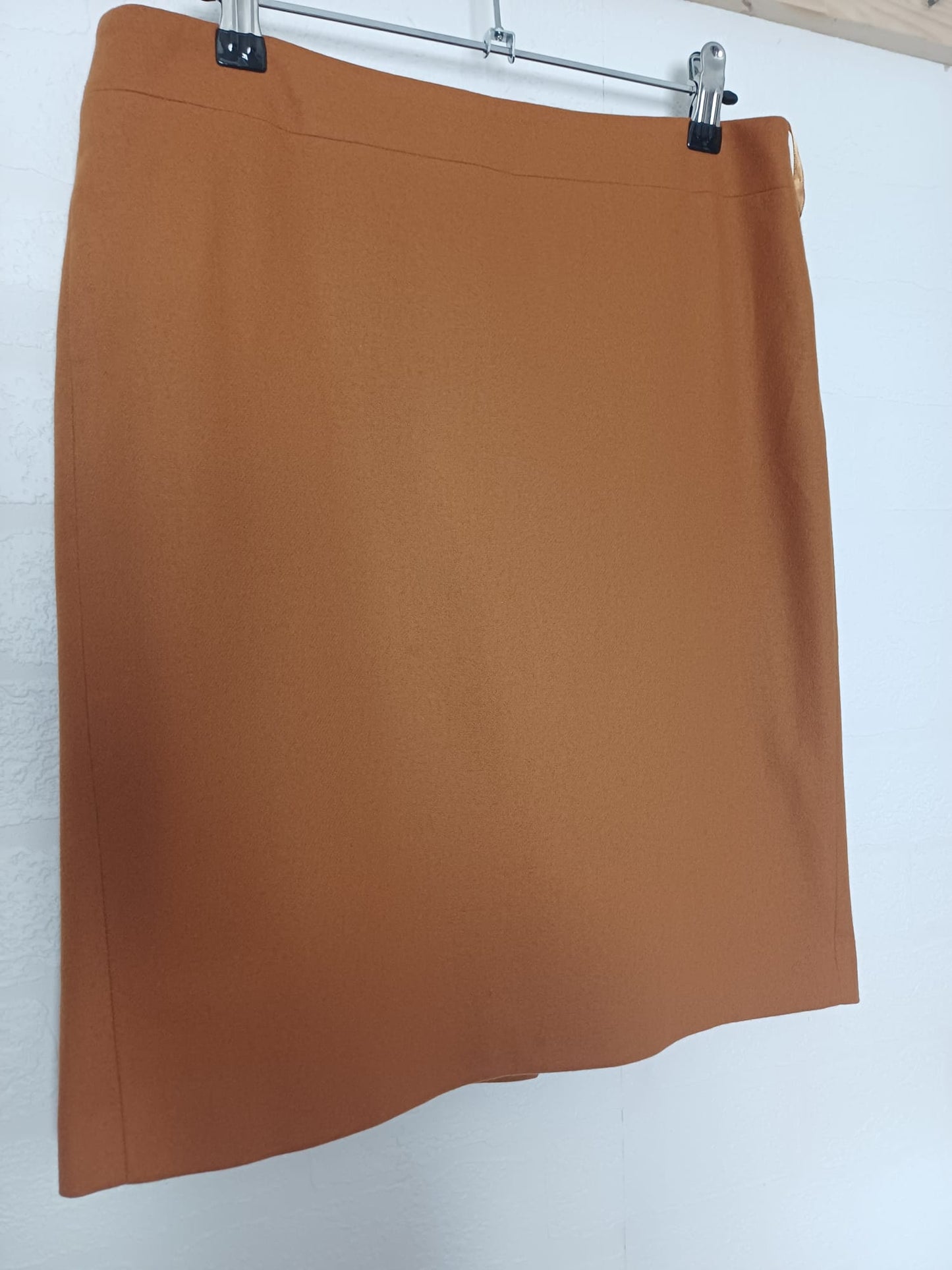 Women's Skirt French Connection Camel Brown Tailored Size 8 Approx. 29" Waist - Very Good Condition