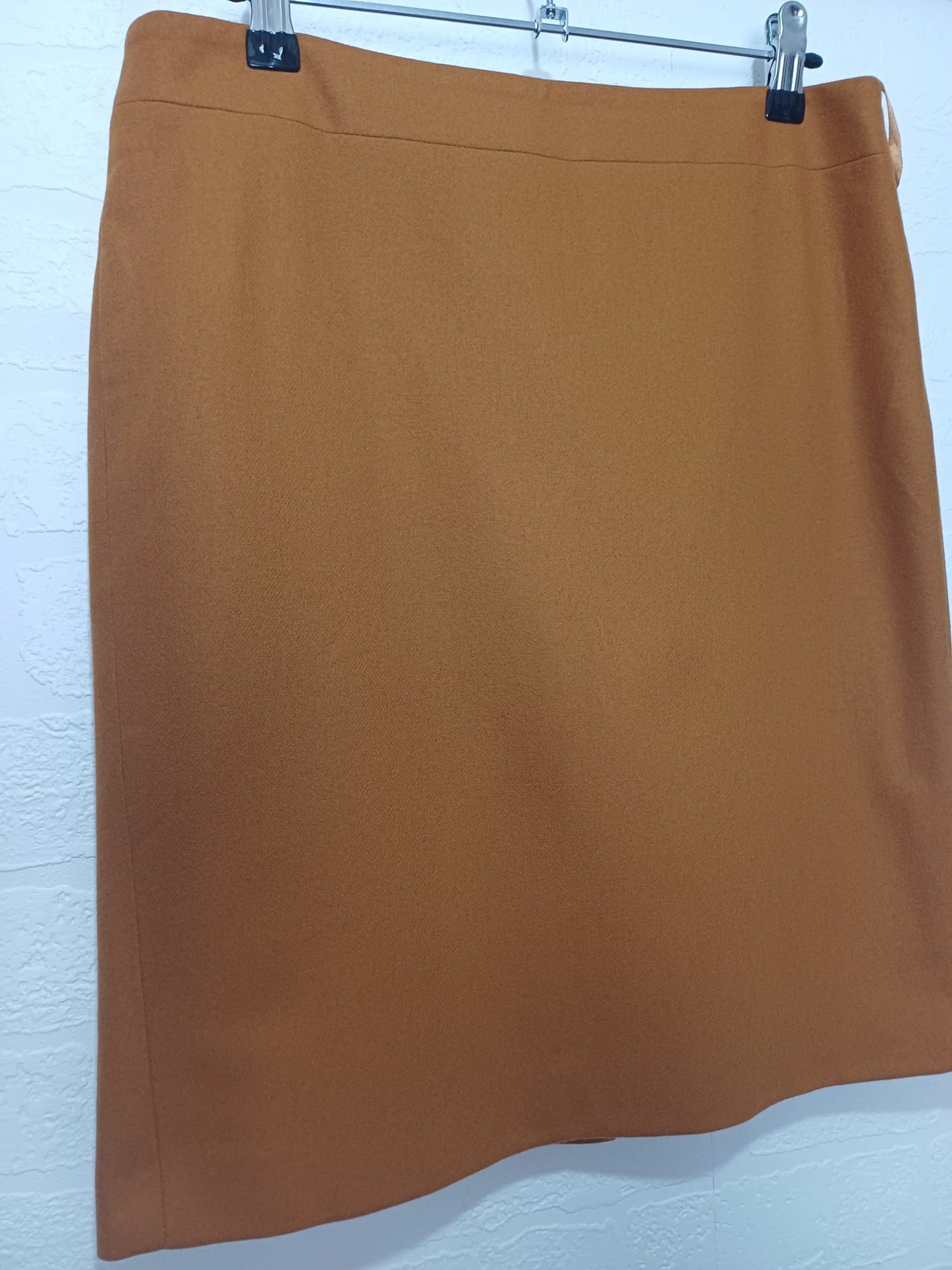 Women's Skirt French Connection Camel Brown Tailored Size 8 Approx. 29" Waist - Very Good Condition