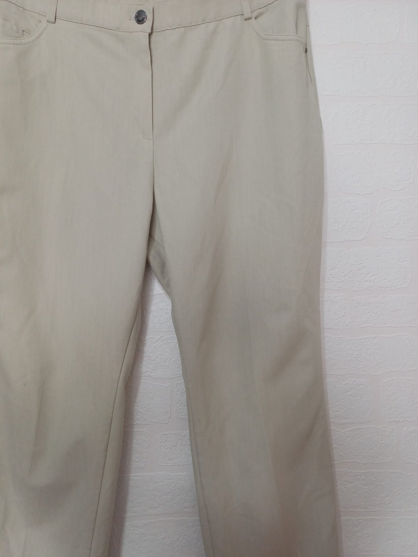 Women's Trousers M&S Beige Straight Leg Smart Casual Size 18 - Good Condition
