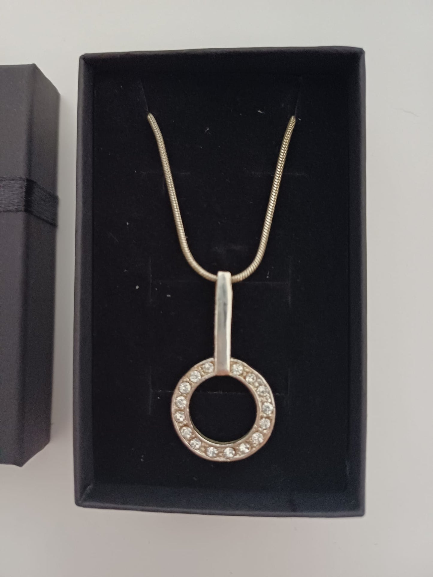 Women's Silver Tone Crystal Circle Pendant Necklace 50cm - Very Good Condition