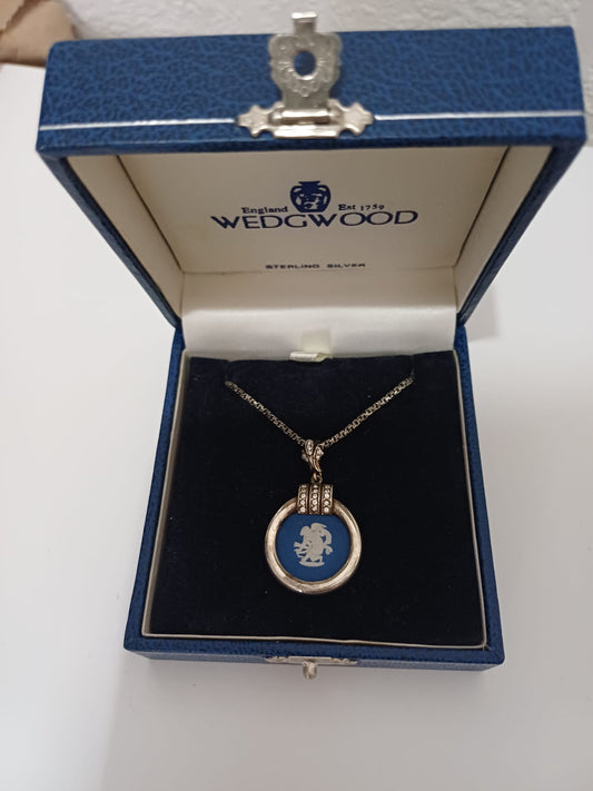 Women's Pendant Necklace Wedgwood Jasperware Sterling Silver Blue Cameo Crystal Vintage Approx. 45.5cm - Very Good Condition