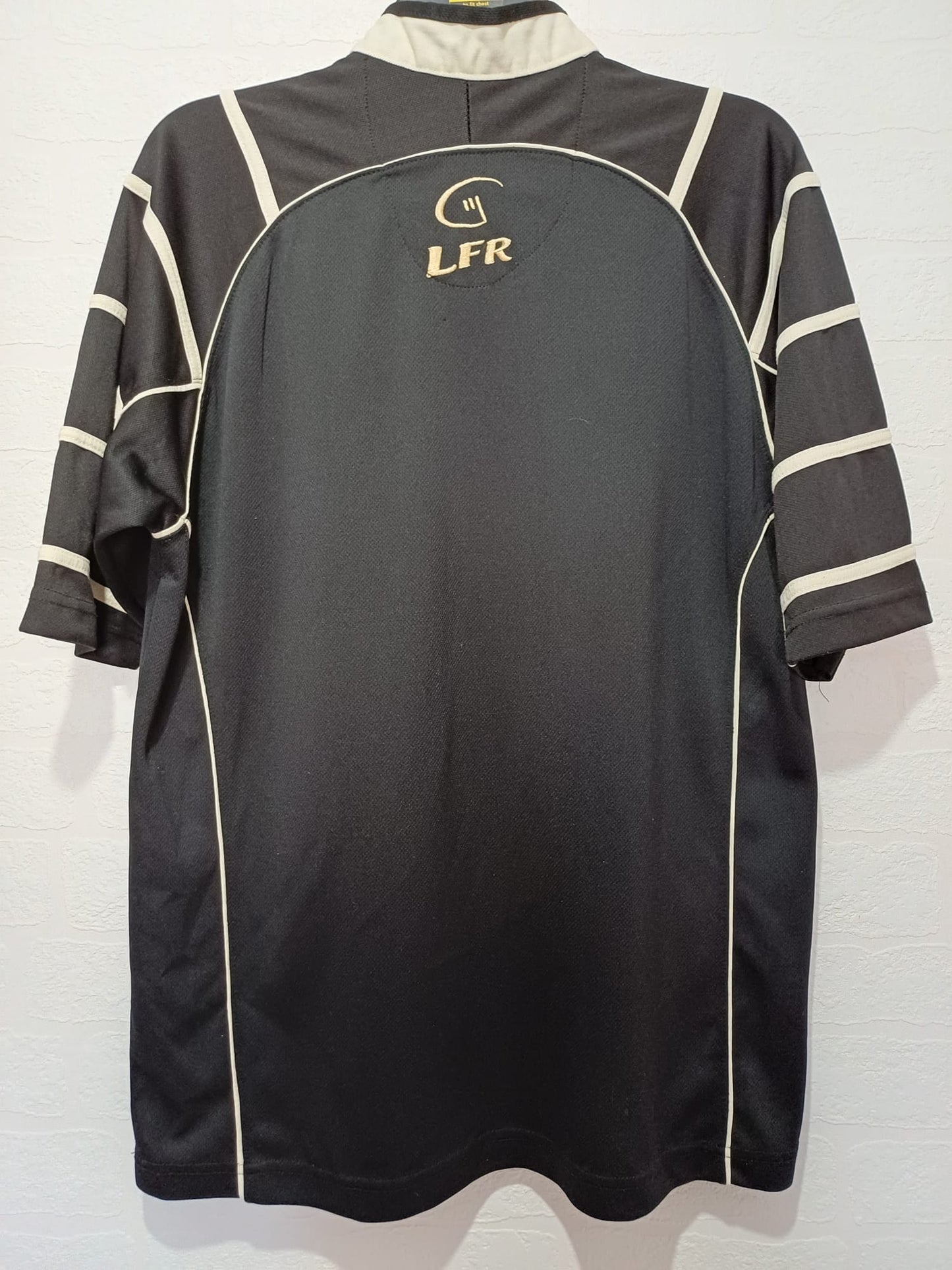 Men's Rugby Shirt Live For Rugby LFR Ireland Black Short Sleeve Large Approx. 23" PTP - Very Good Condition