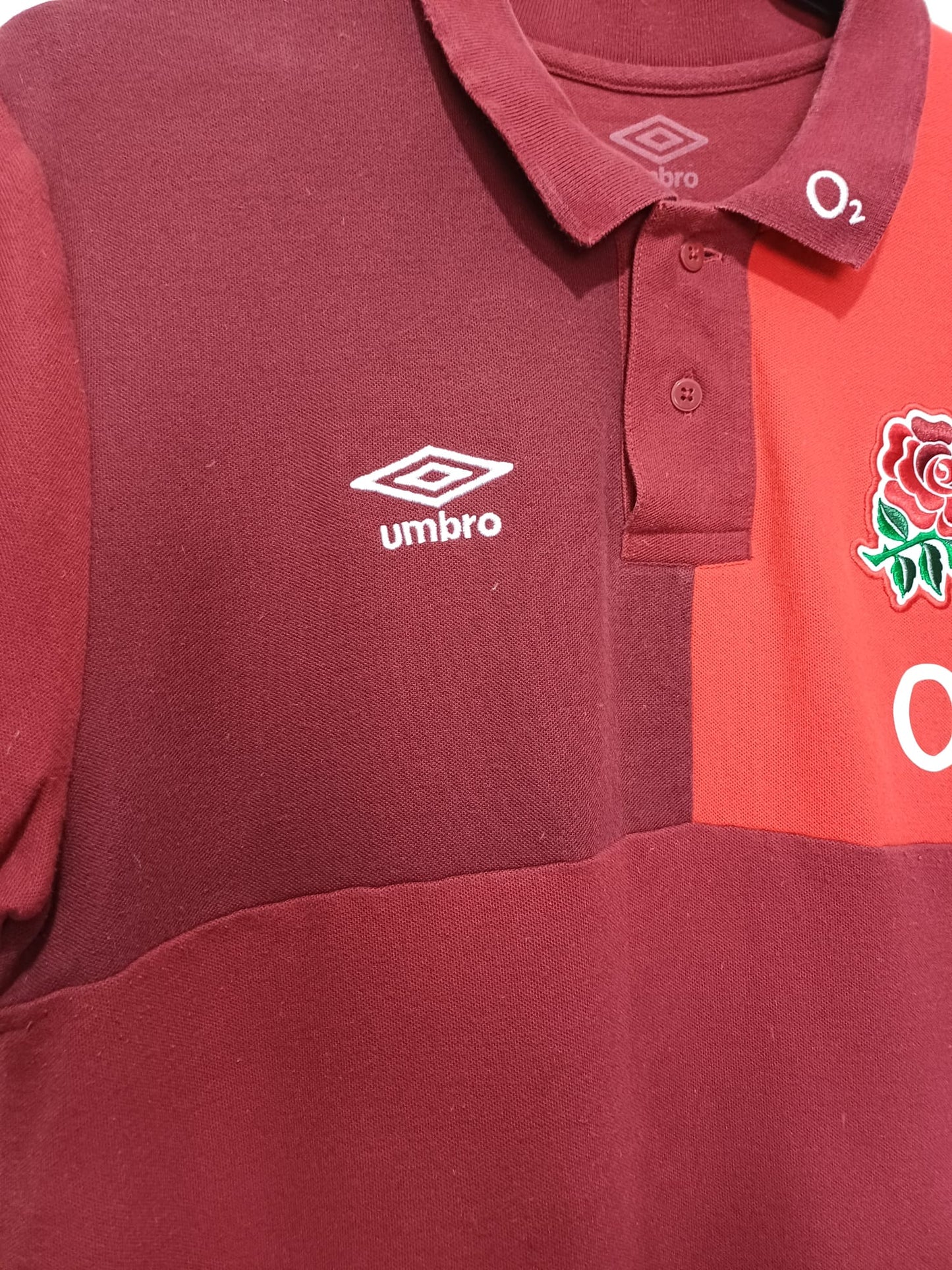 Men's Rugby Polo Shirt Umbro England Burgundy & Red Short Sleeve Large Approx. 21" PTP - Good Condition