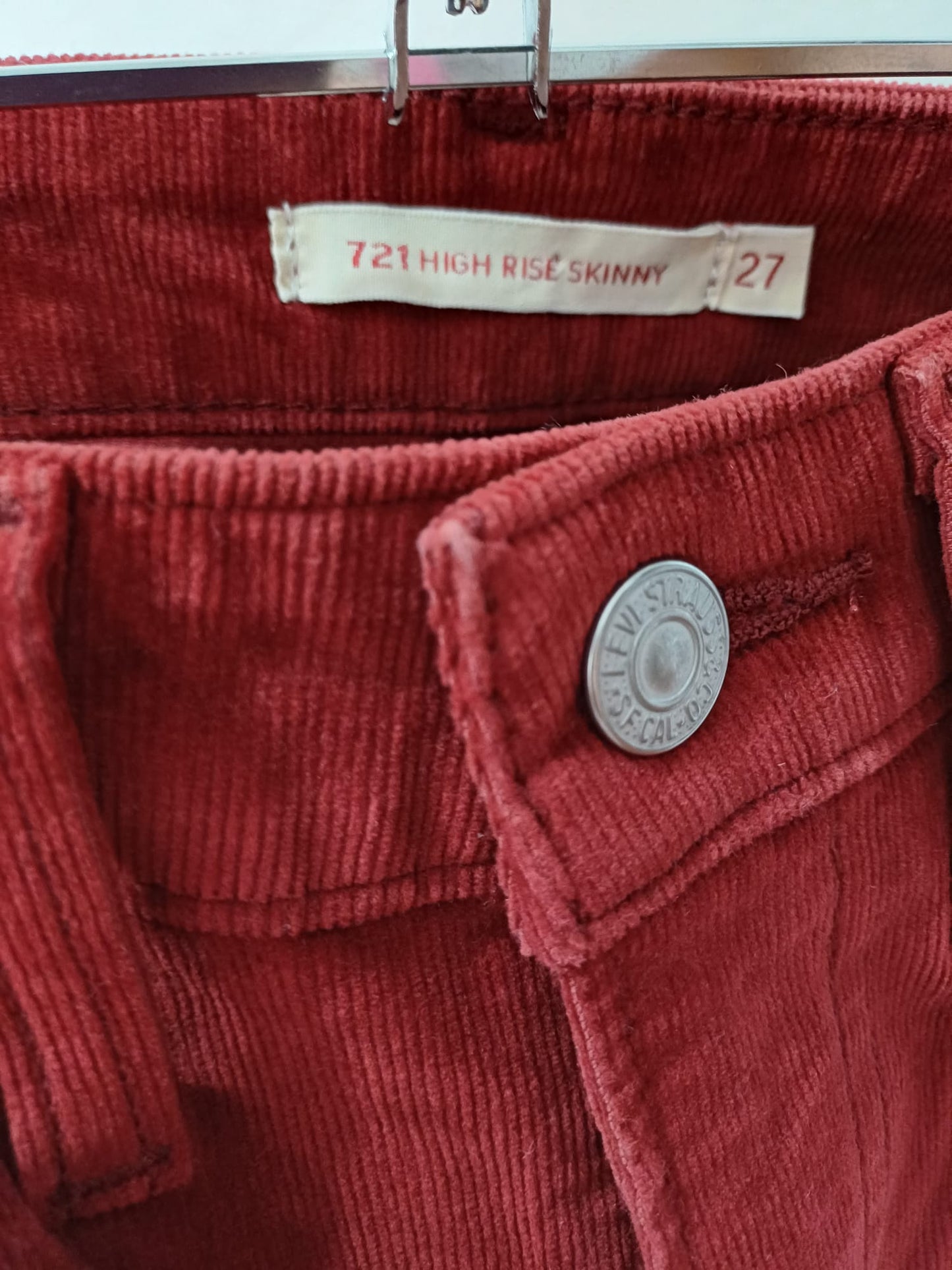 Women's Cord Trousers Levi's 721 Burgundy Red W27 L27 - Very Good Condition