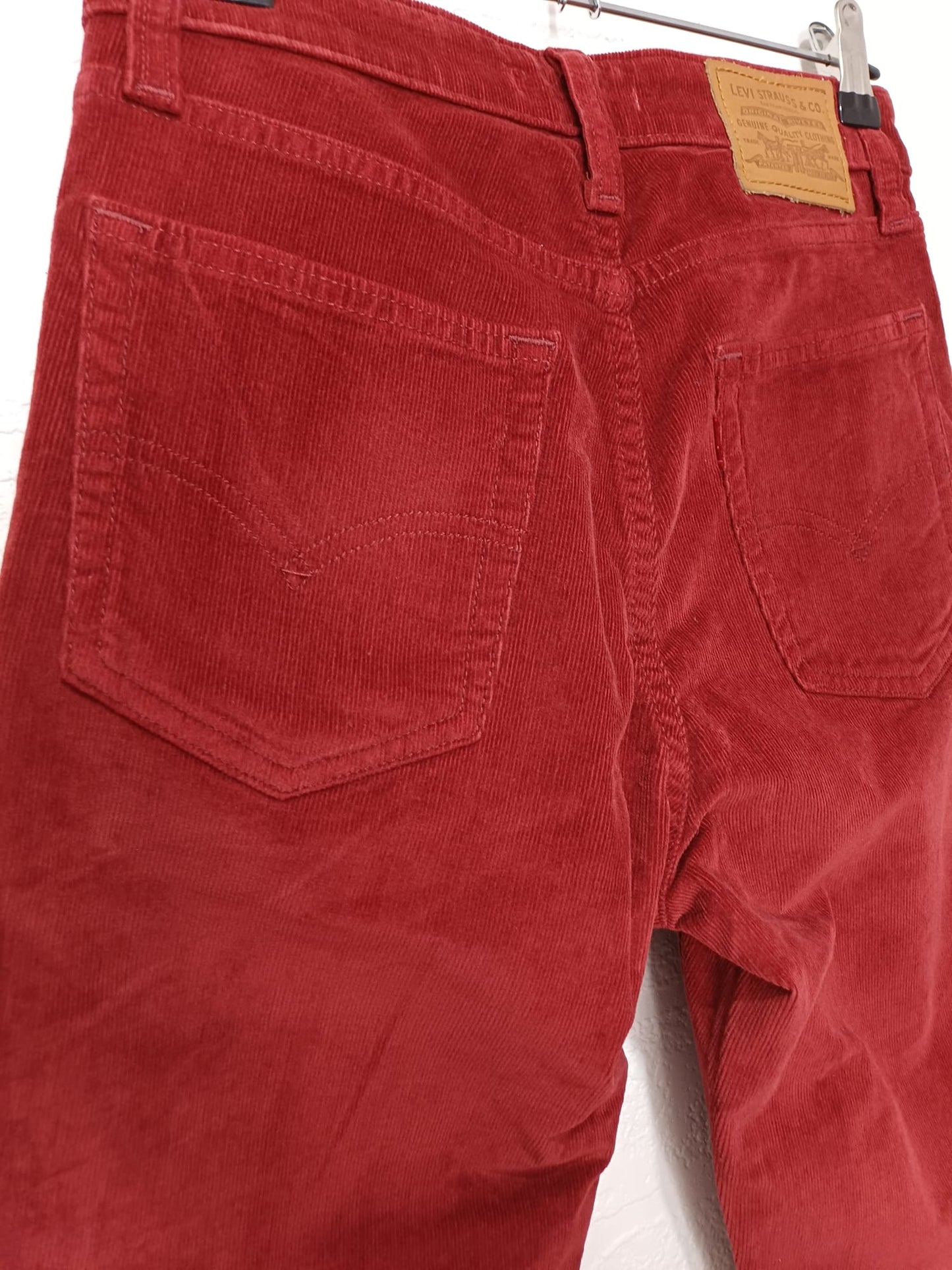 Women's Cord Trousers Levi's 721 Burgundy Red W27 L27 - Very Good Condition
