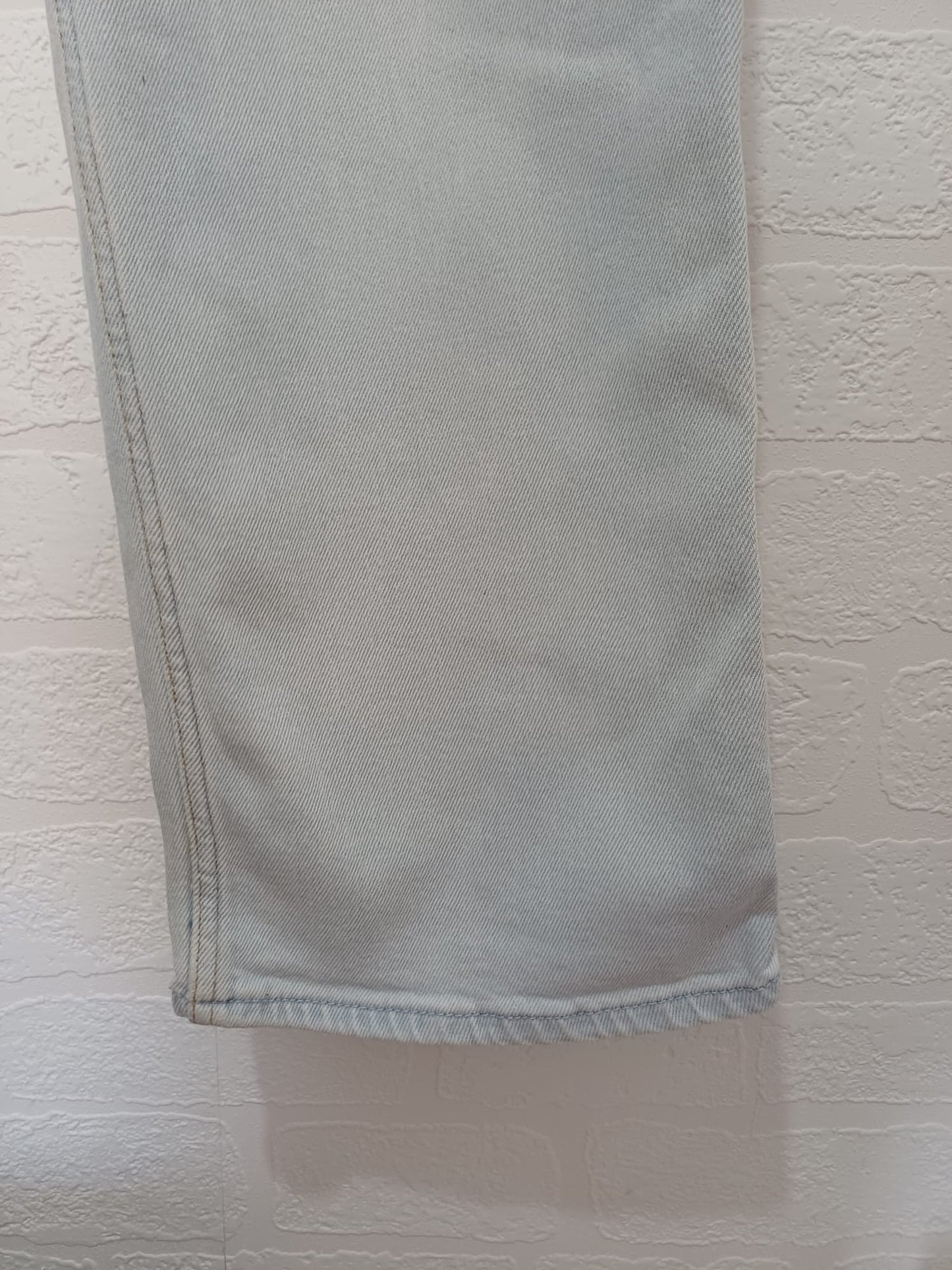 Women's Wide Leg Jeans Hollister Light Blue Wash High Rise W28 L31 - Very Good Condition