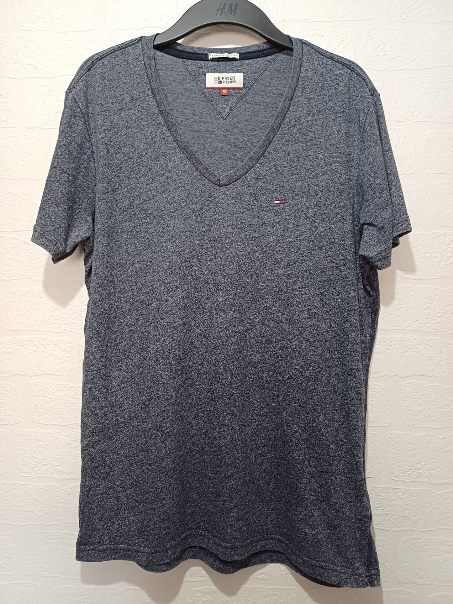 Men's T-Shirt Tommy Hilfiger Denim Blue Grey Size M Approx. 20" PTP - Very Good Condition