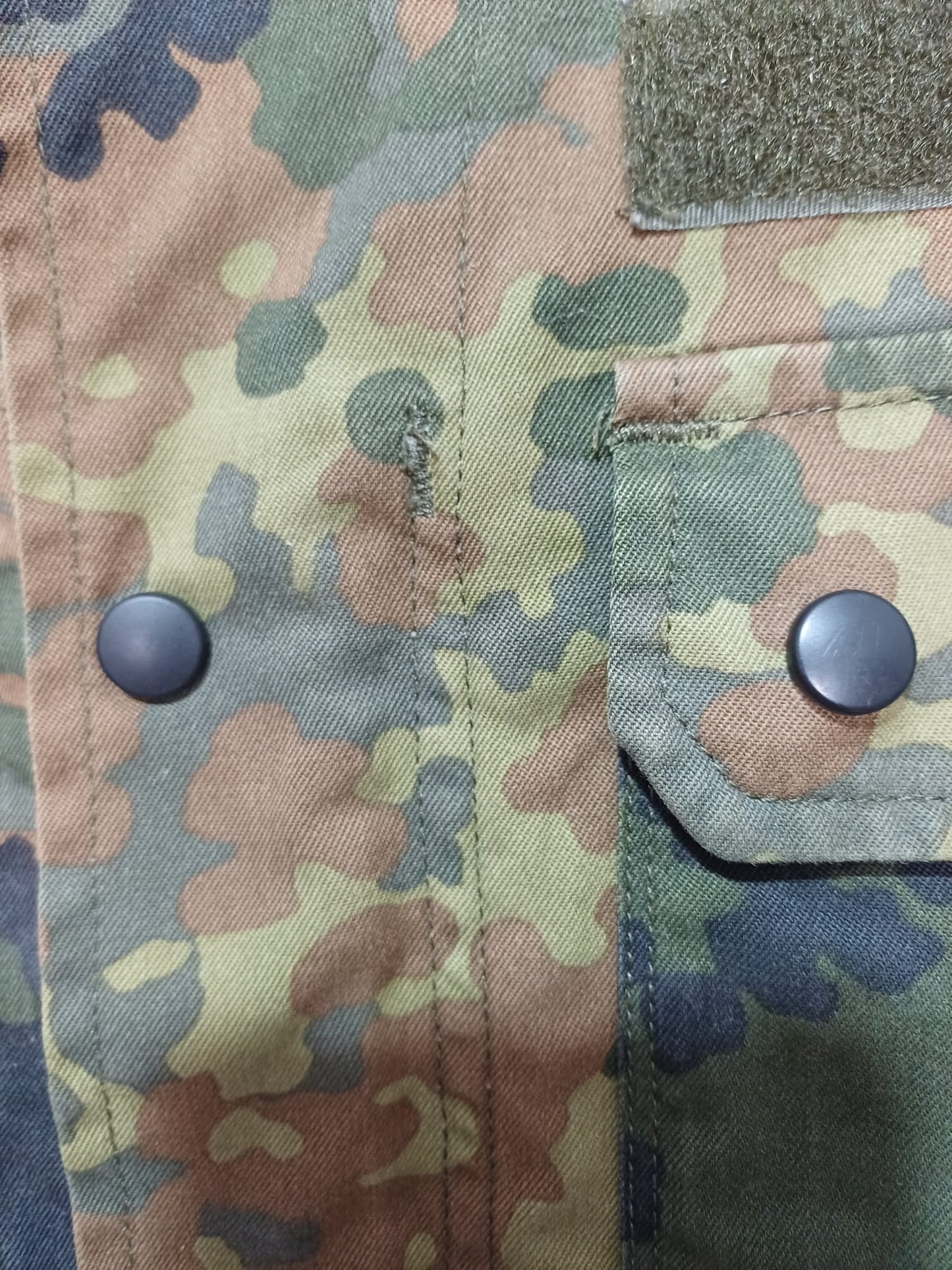 Men's Bundeswehr Flecktarn Military Field Shirt Jacket German Army Surplus Size M Approx. 21" PTP - Very Good Condition