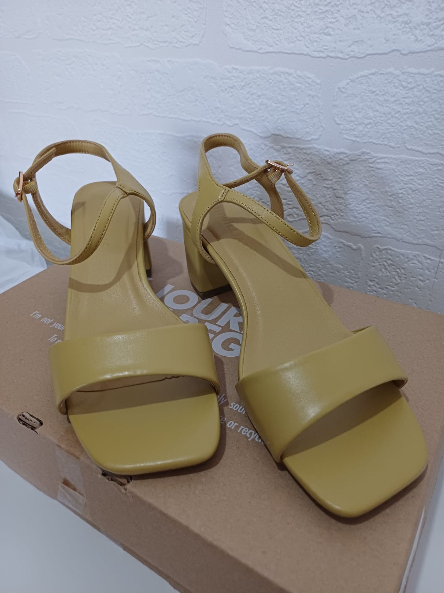 Women's Ankle Strap Sandals JD Williams Pistachio Colour Block Heel Open Square Toe Buckle Size 4 - New in Box